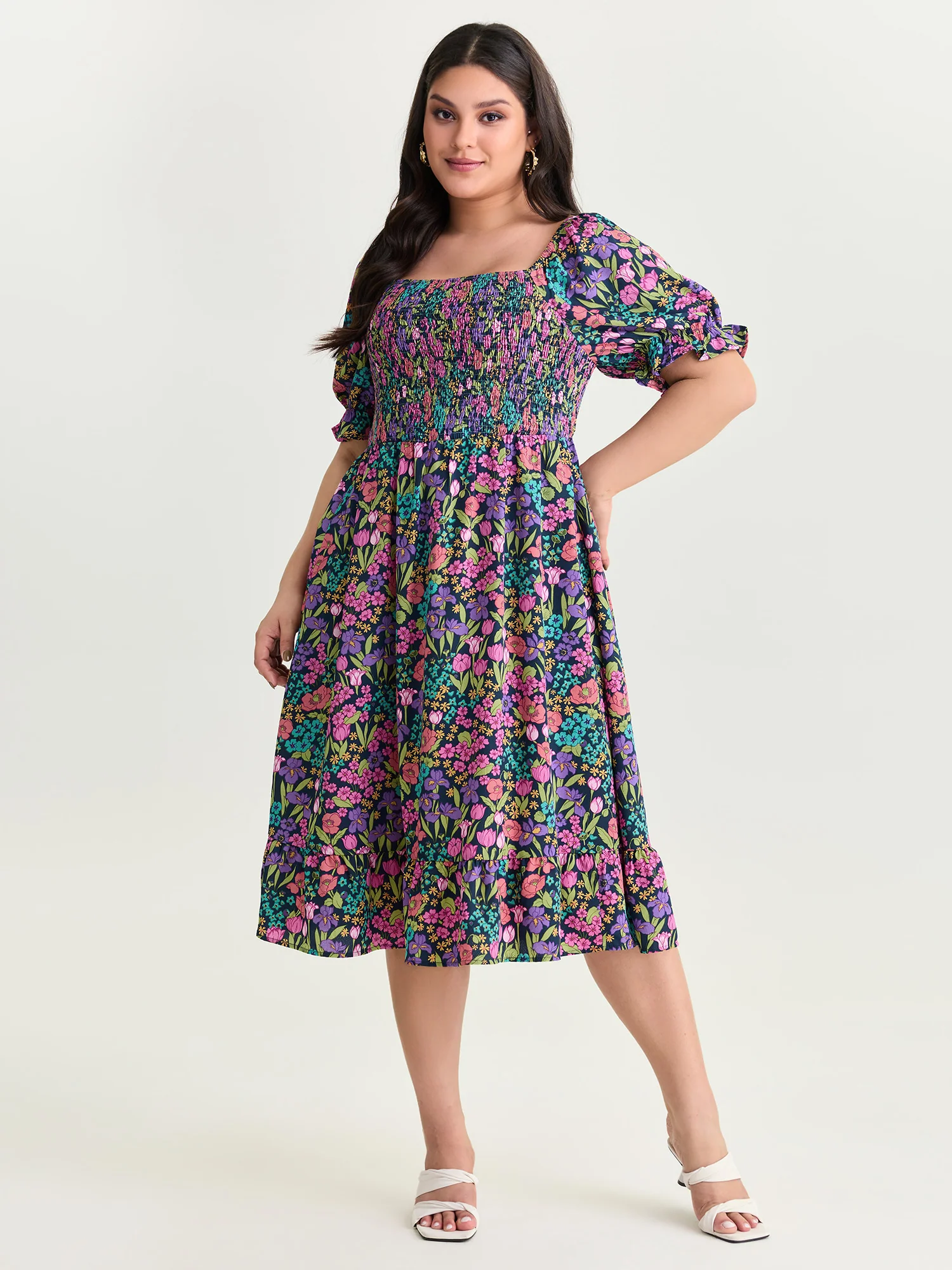 Playful Floral Print Shirred Midi Dress - Image 3