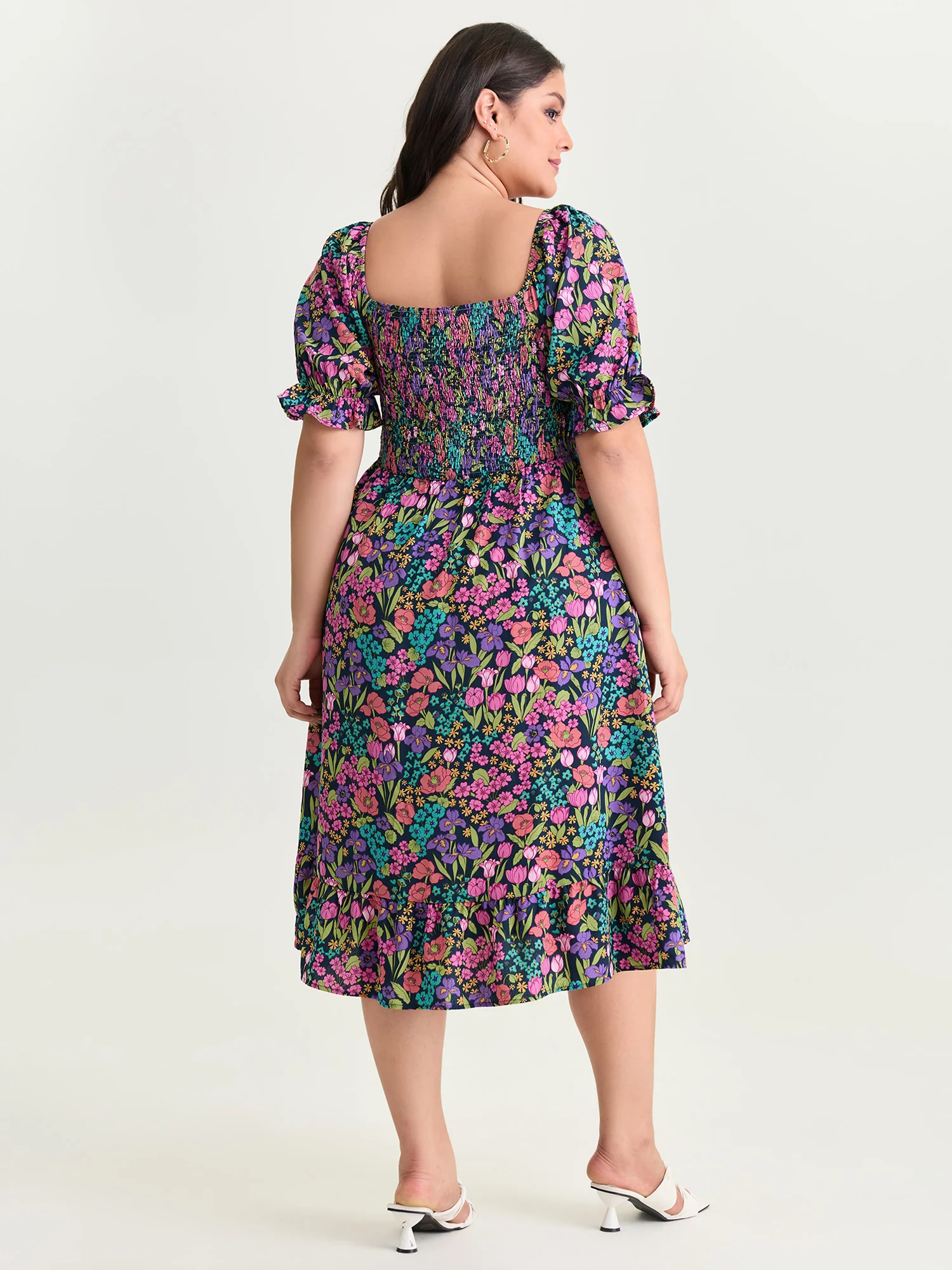 Playful Floral Print Shirred Midi Dress - Image 4