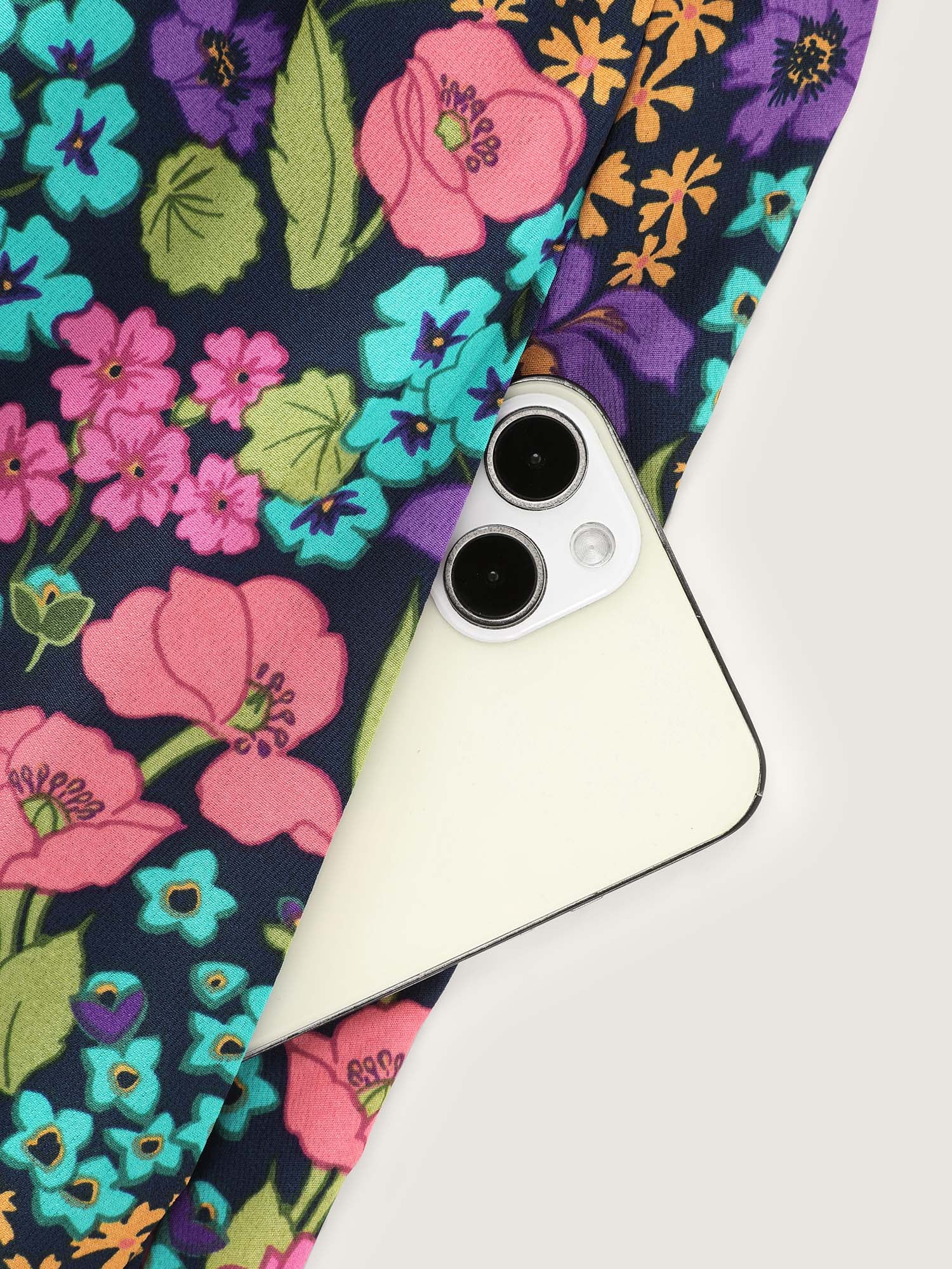 Playful Floral Print Shirred Midi Dress - Image 5
