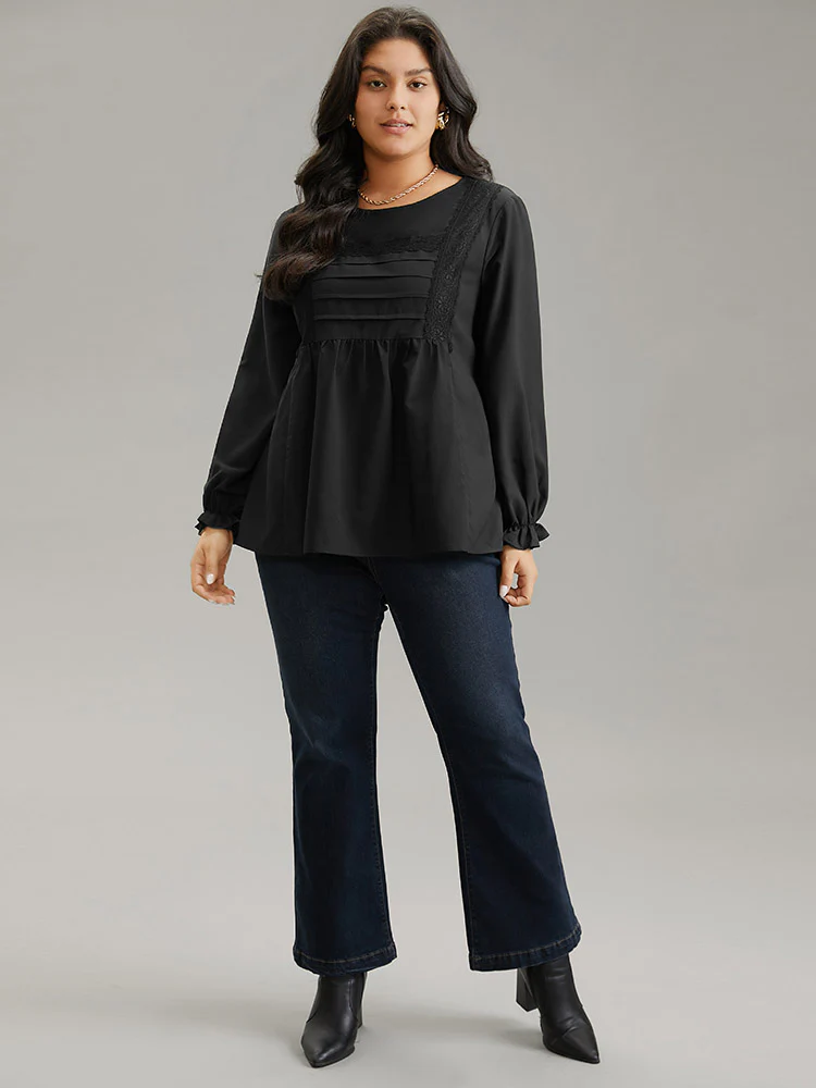 Pleated Detail Contrast Lace Ruffle Blouse - Image 4