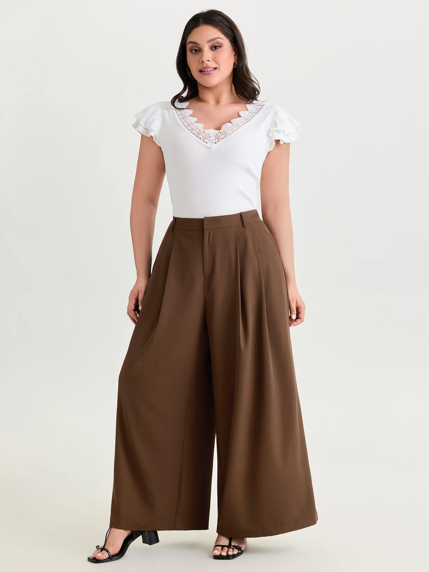 Pleated Flared Plain Pockets Pants - Image 2
