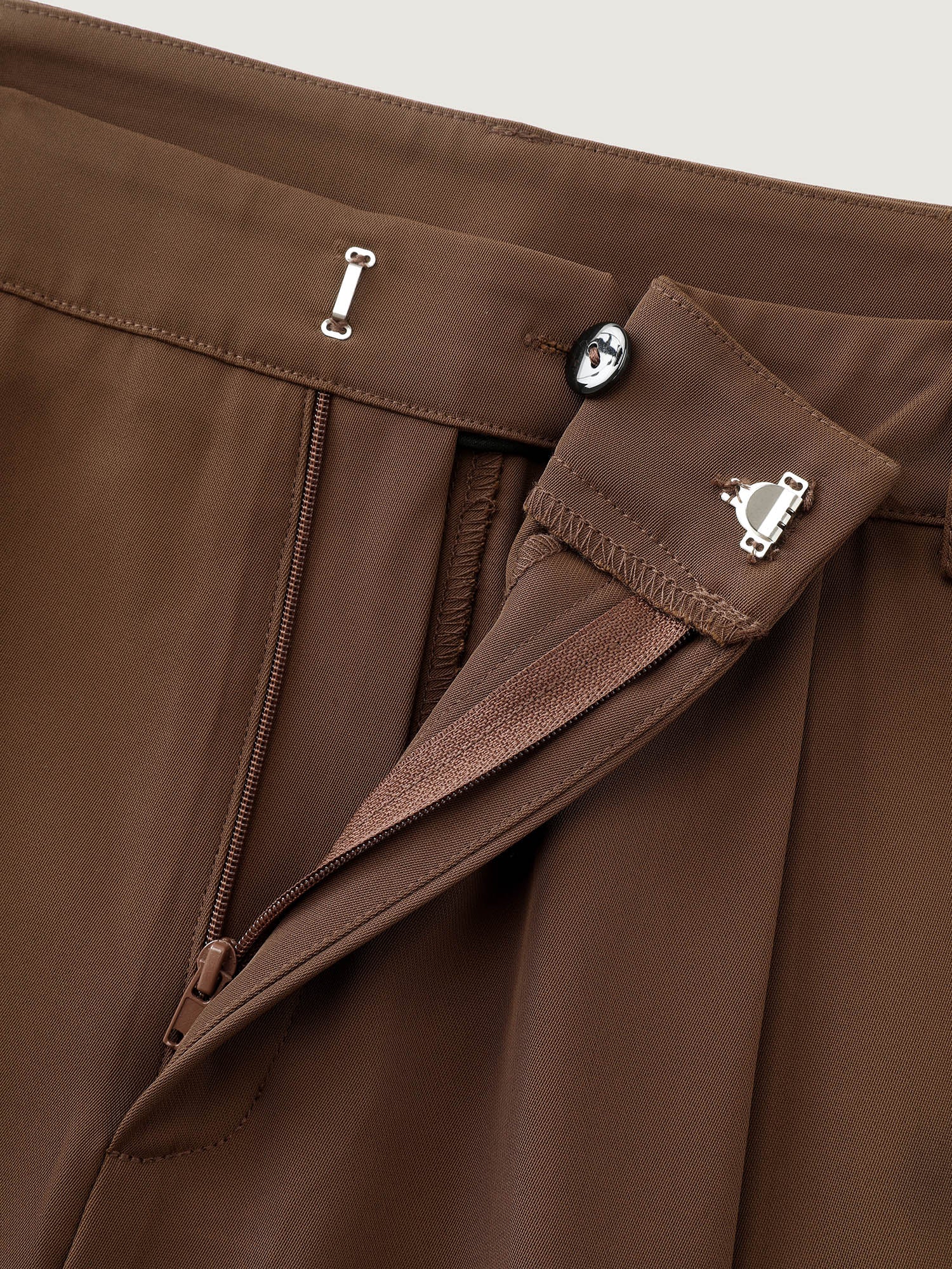 Pleated Flared Plain Pockets Pants - Image 8