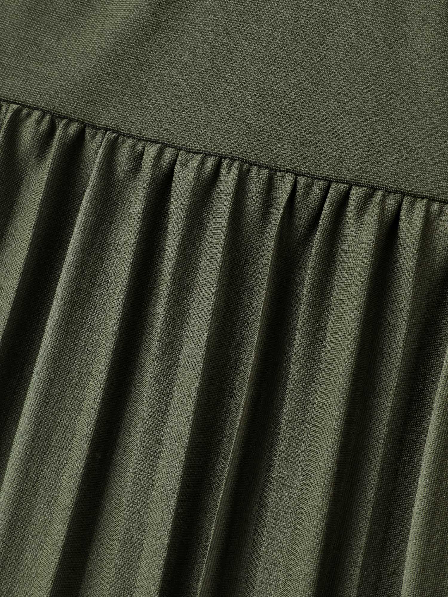 Pleated Skirt Triangular Waist Midi Dress - Image 5