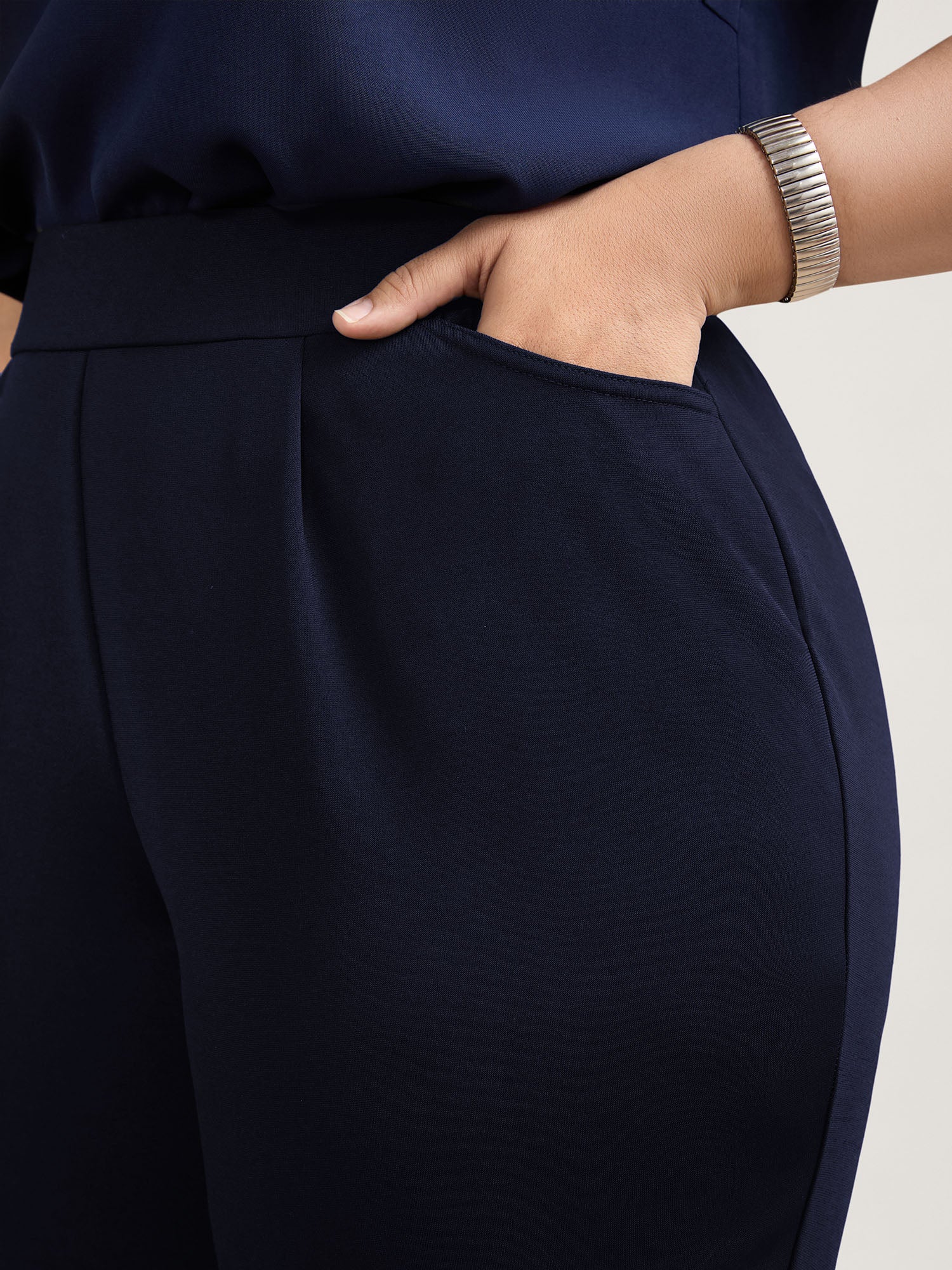 Pleated Stretchy Waist Skinny-Fit Pants - Image 10