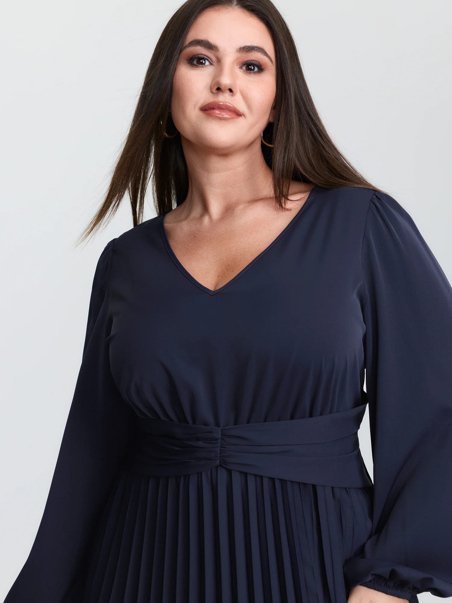 Pleated Waist V-Neck Balloon Sleeve Midi Dress - Image 2