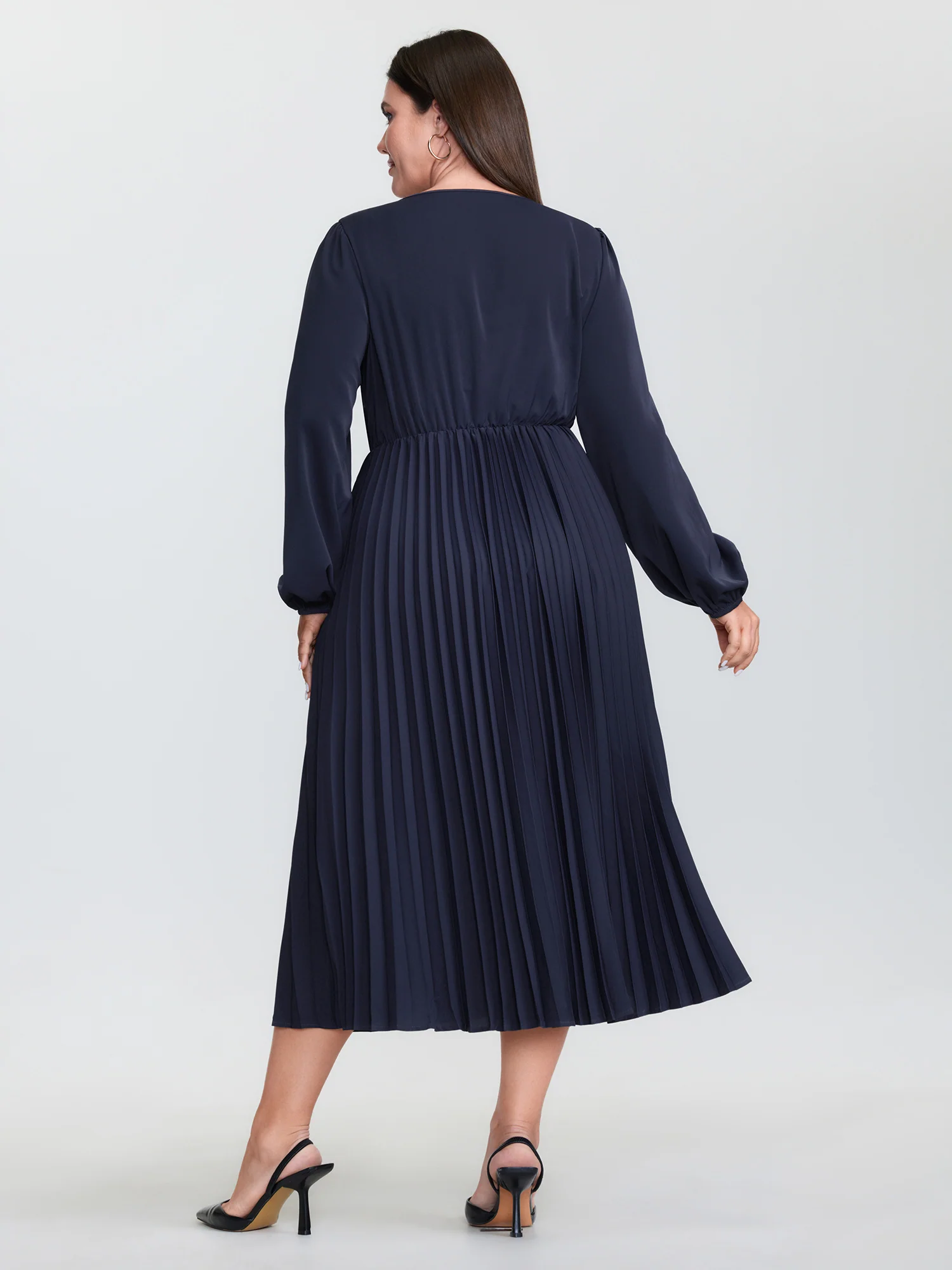 Pleated Waist V-Neck Balloon Sleeve Midi Dress - Image 4