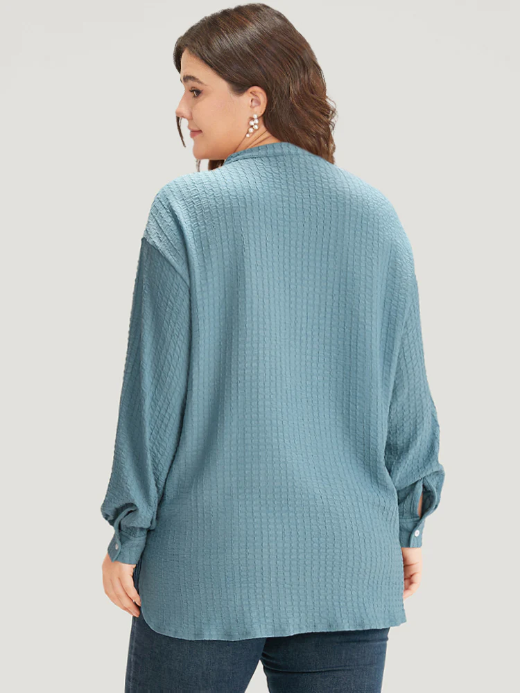 Plisse Button Up Curved Hem Kimono - Image 2