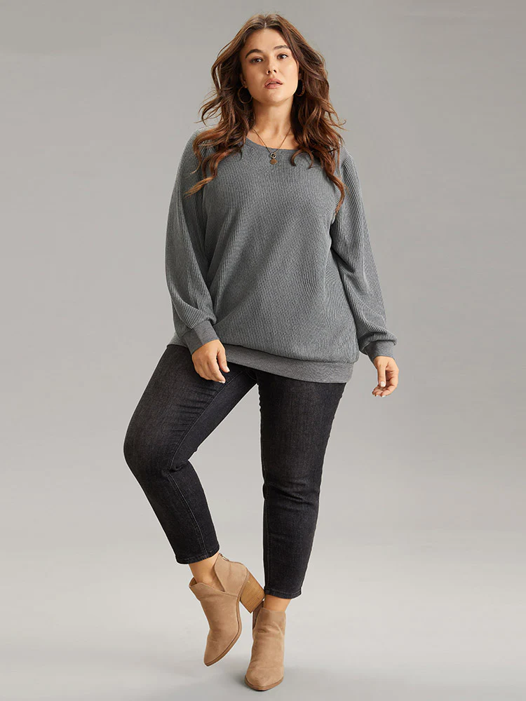 Plisse Solid Elastic Hem Crew Neck Sweatshirt - Image 4