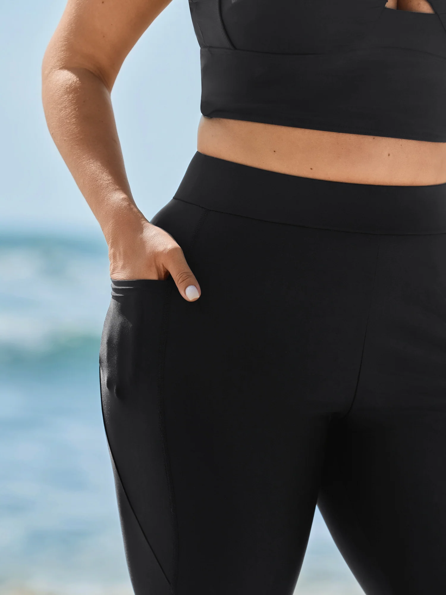 Pockets Side Flattering Design Swim Bottoms - Image 3