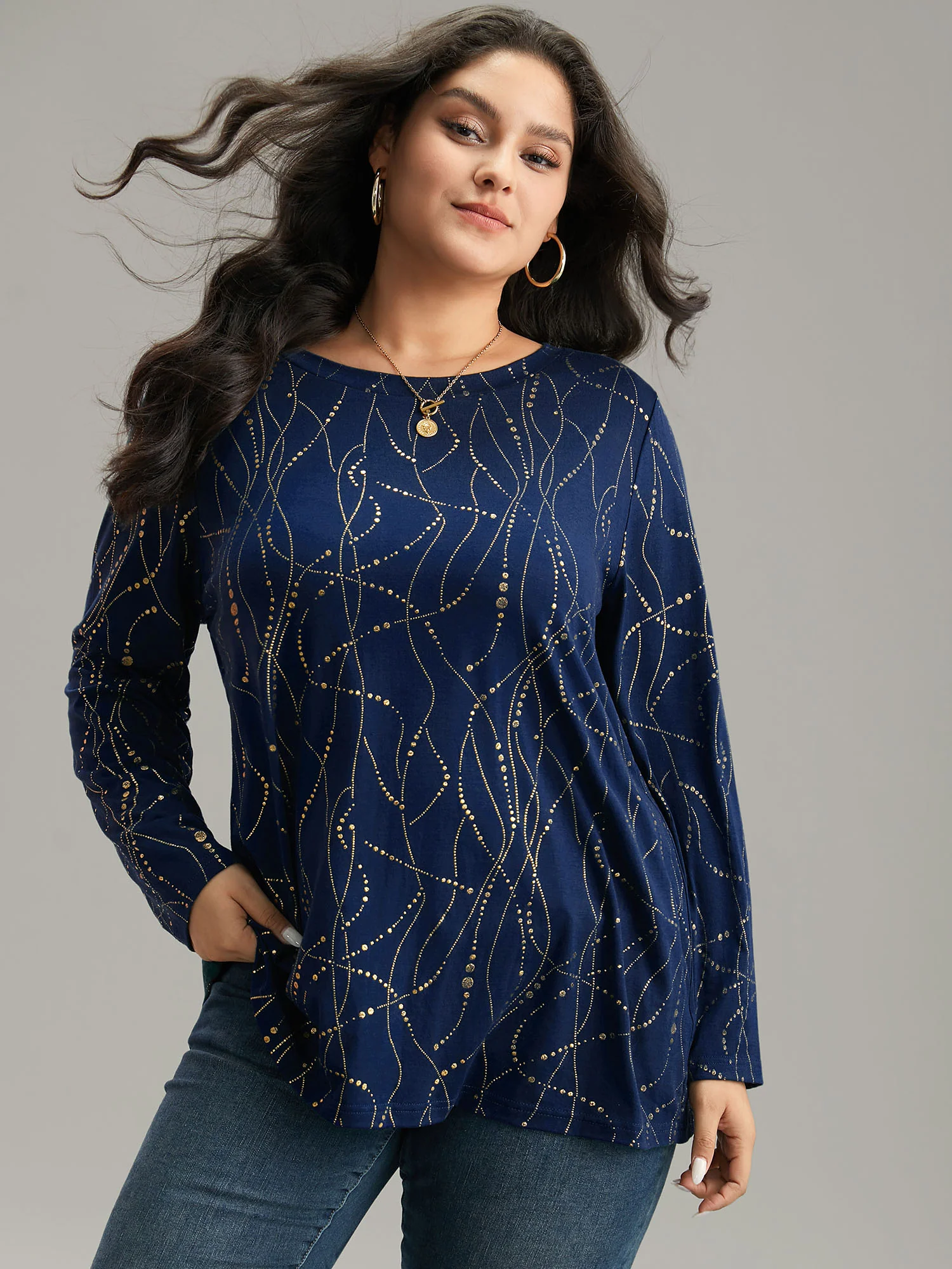 Polka Dot Contrast Round Neck T-shirt - Image 12
