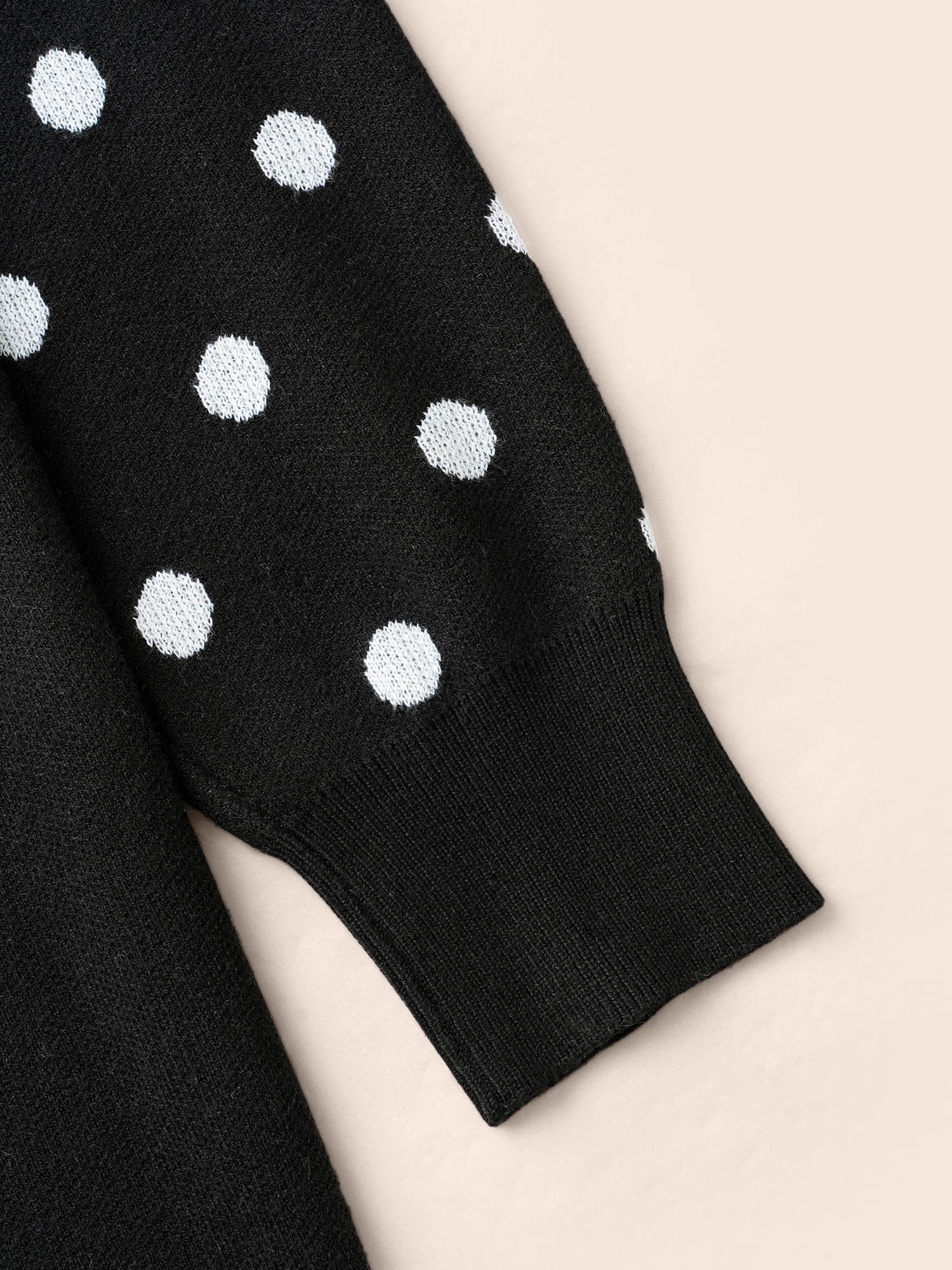 Polka Dot Crew Neck Raglan Sleeve Pullover - Image 6