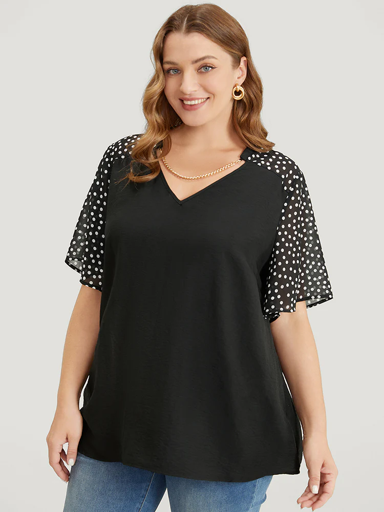 Polka Dot Patchwork Flutter Sleeve Chain Detail Blouse - Image 3