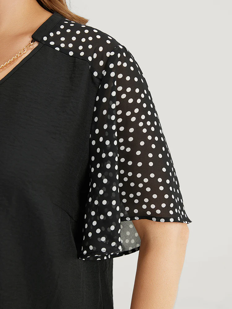 Polka Dot Patchwork Flutter Sleeve Chain Detail Blouse - Image 9