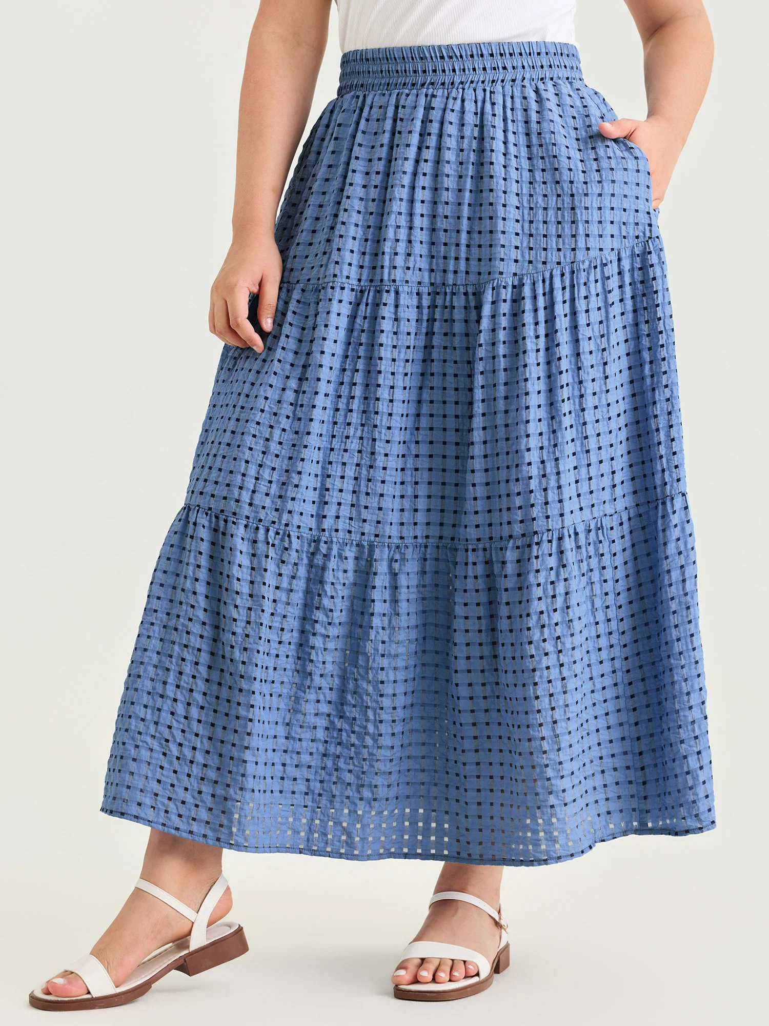 Polka Dot Pocket Flowy Maxi Skirt - Image 2