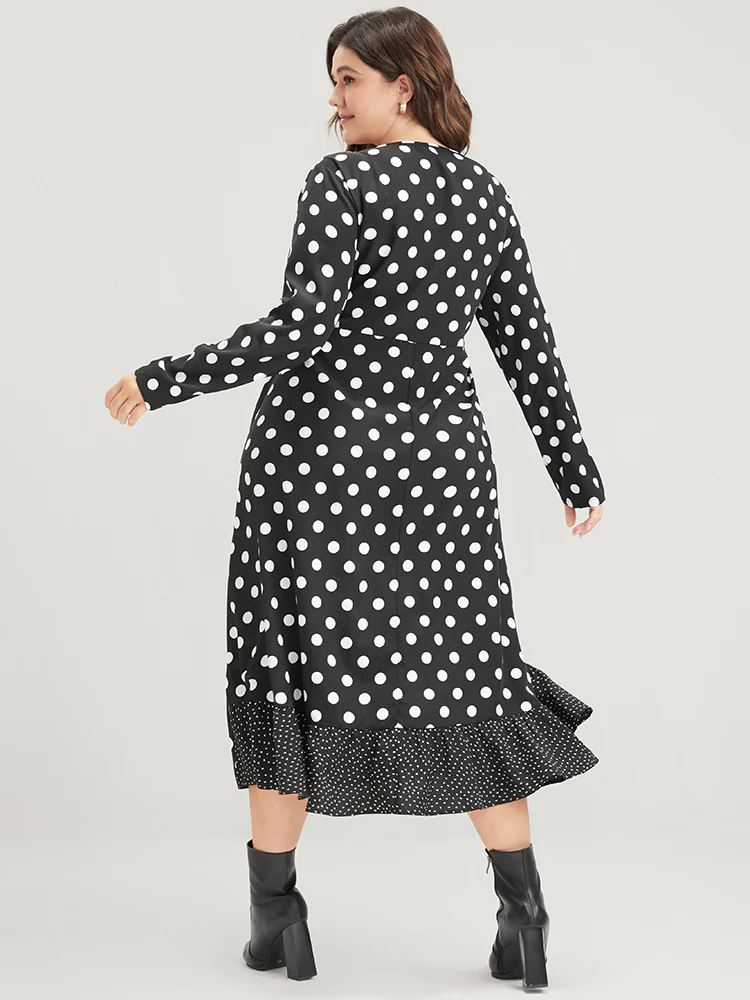 Polka Dot Surplice Neck Tie Side Pocket Ruffle Hem Dress - Image 4