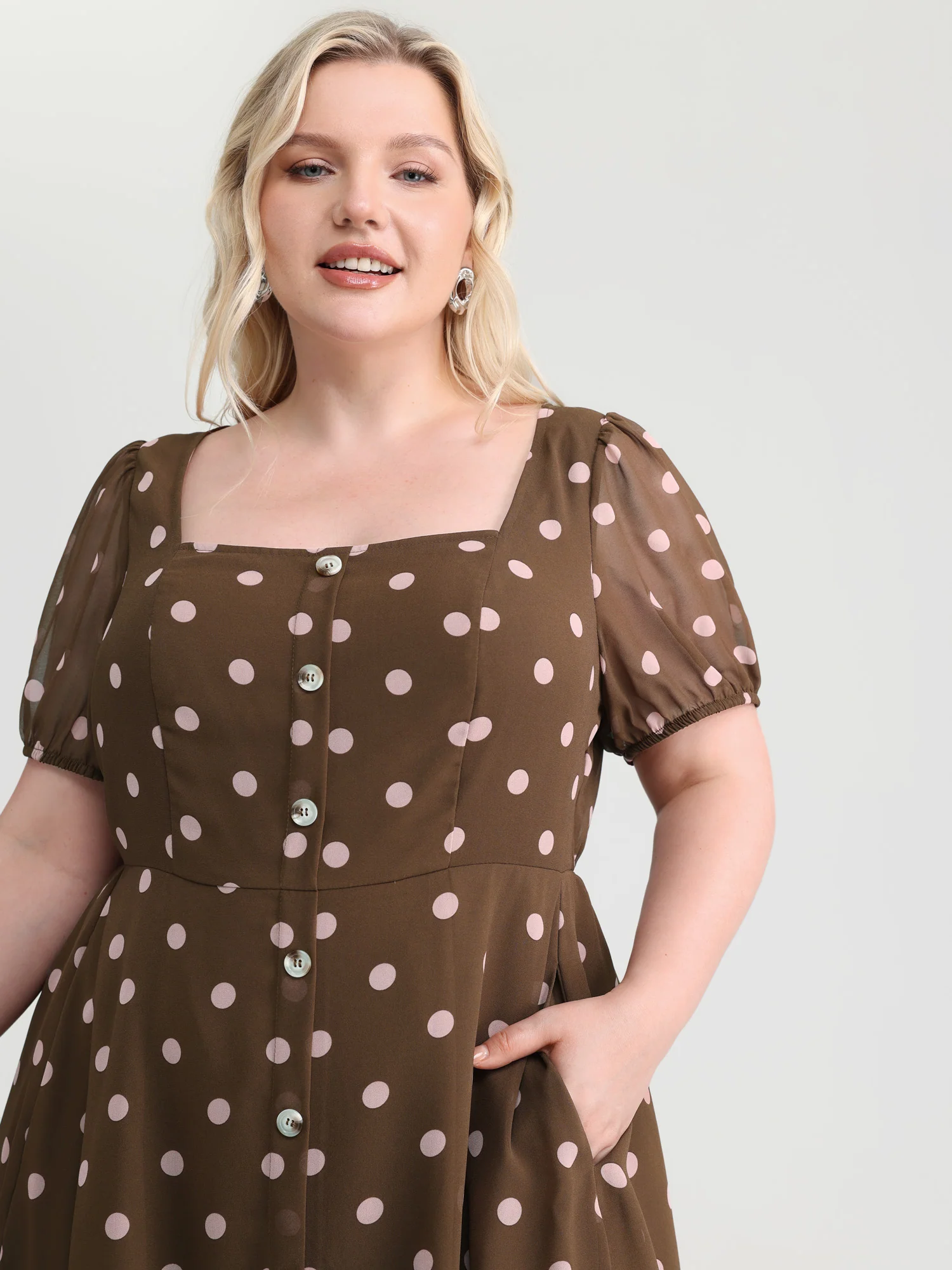 Polka Dots Curve-Hugging Midi Dress - Image 2