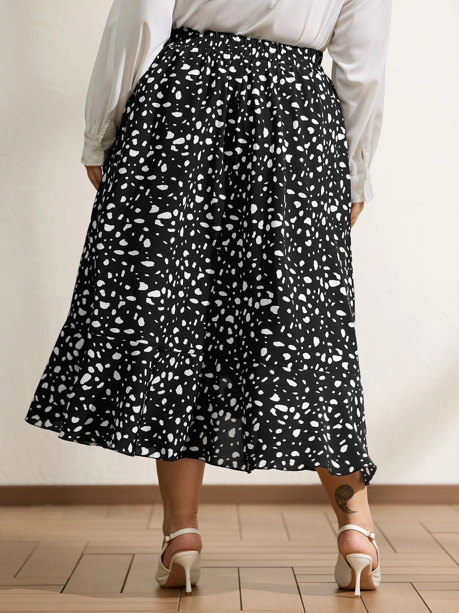 Polka Dots High Low Hem Midi Skirt - Image 6