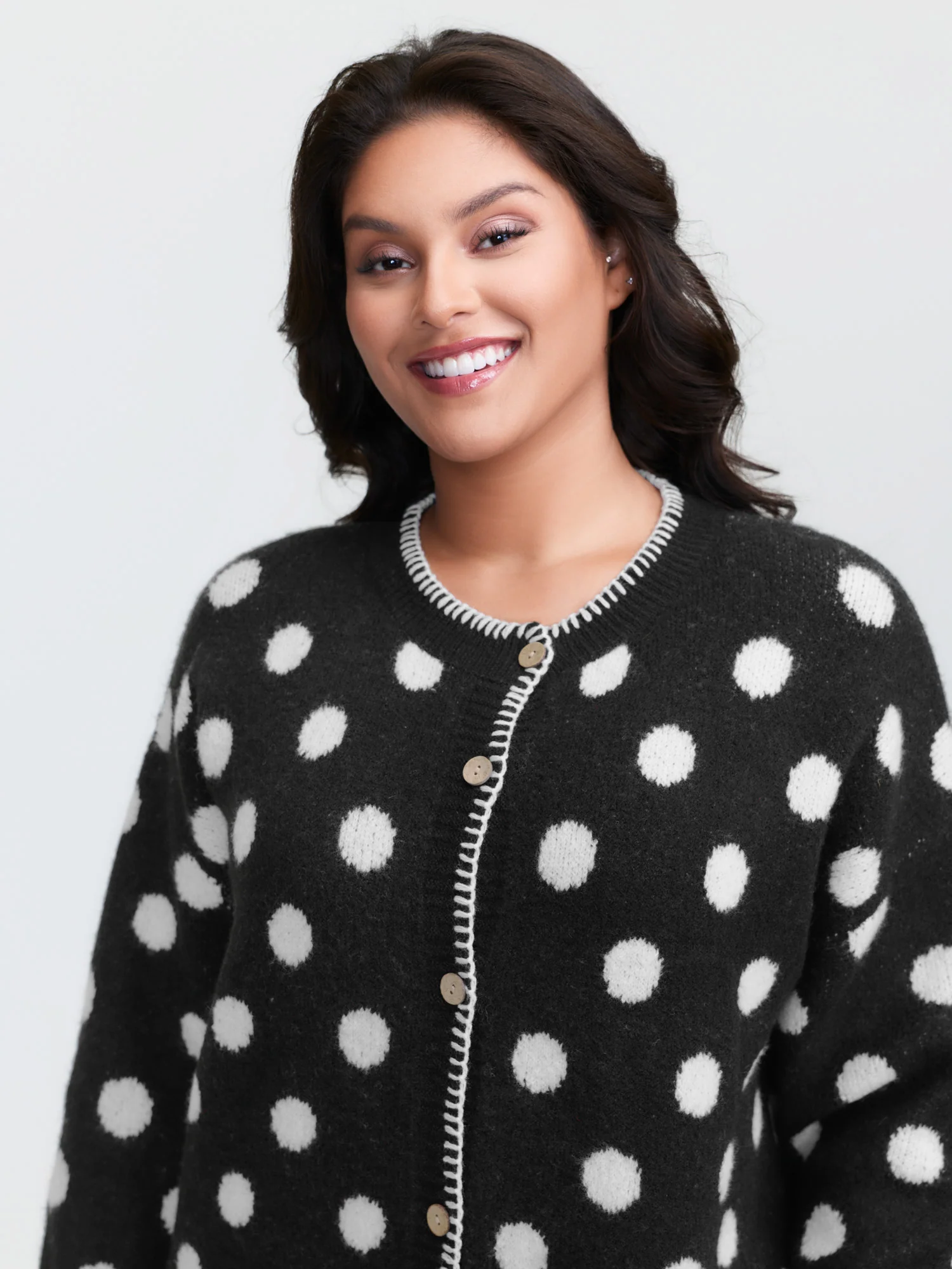 Polka Dots Jacquard Buttons Knit Cardigan - Image 11