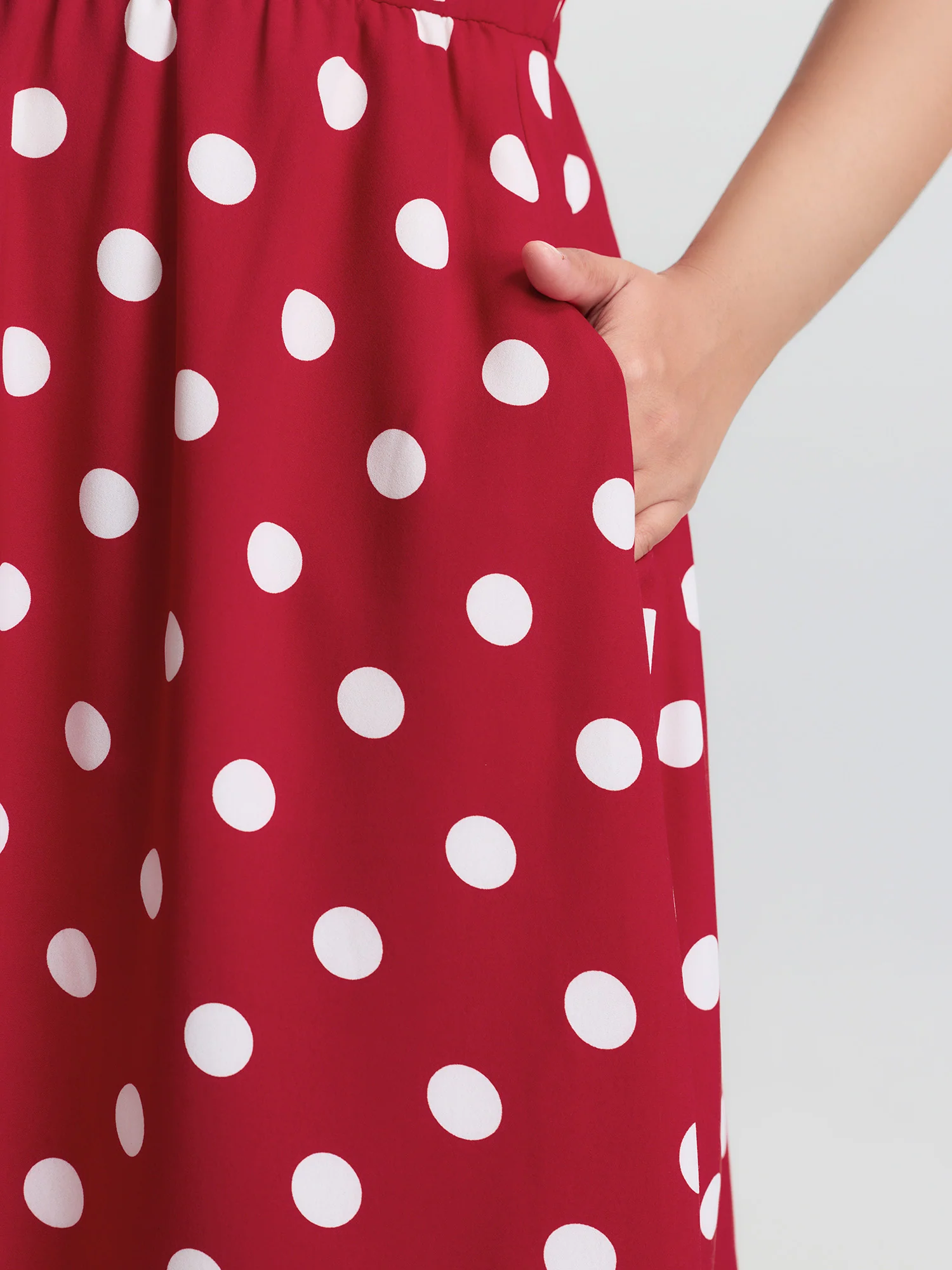 Polka Dots Shirred Cinched Waist Midi Dress - Image 4