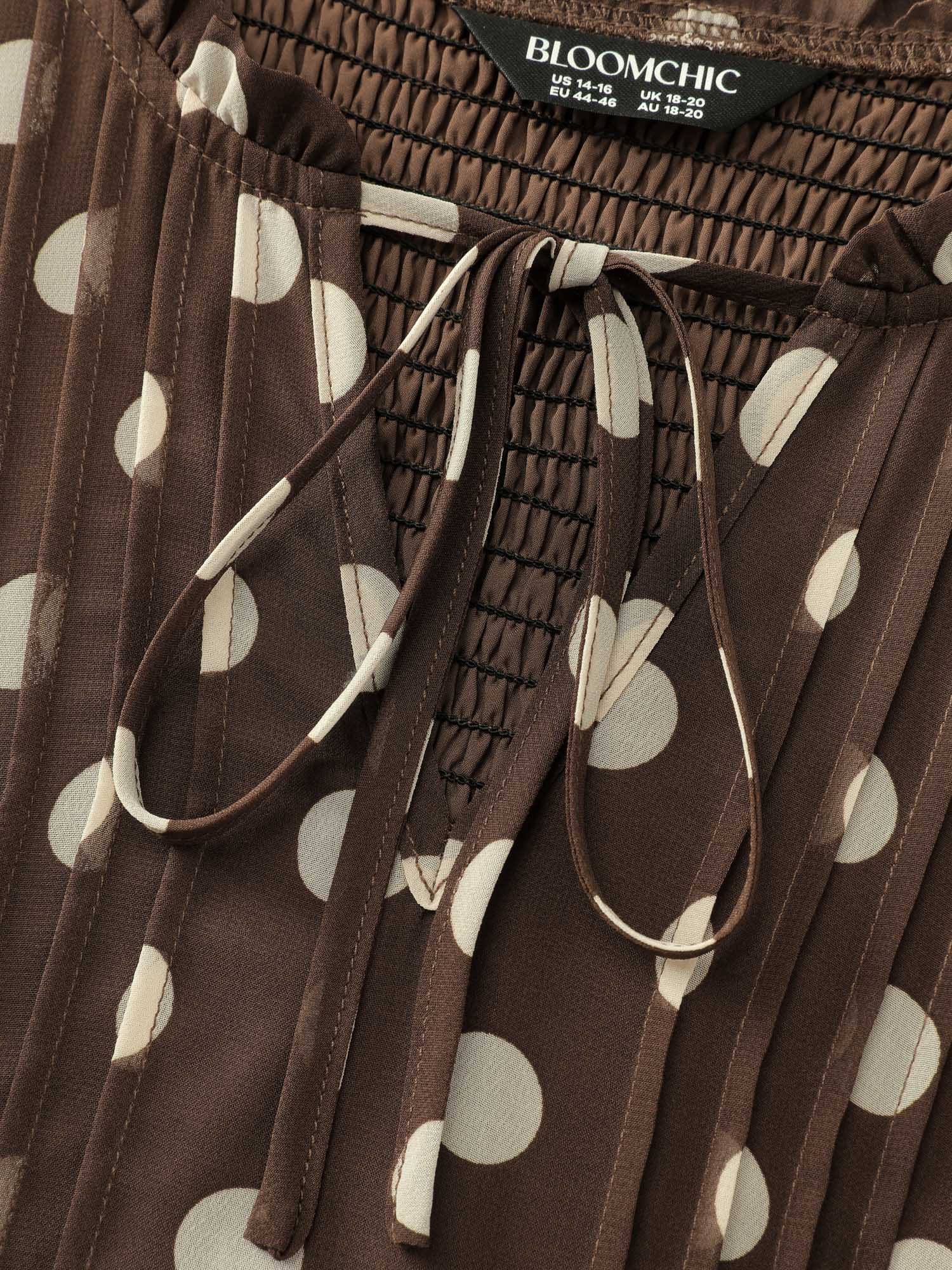 Polka Dots Shirred Stretchy Waist Midi Dress - Image 6