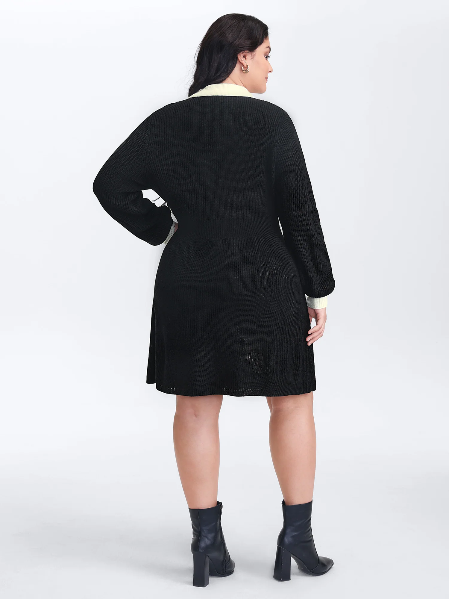 Polo Collar Textured Waist Defining Knit Dress - Image 4