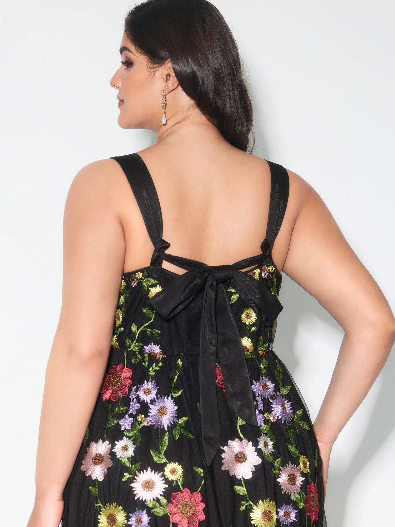 Pretty Florals Embroidered Mesh Maxi Dress - Image 3
