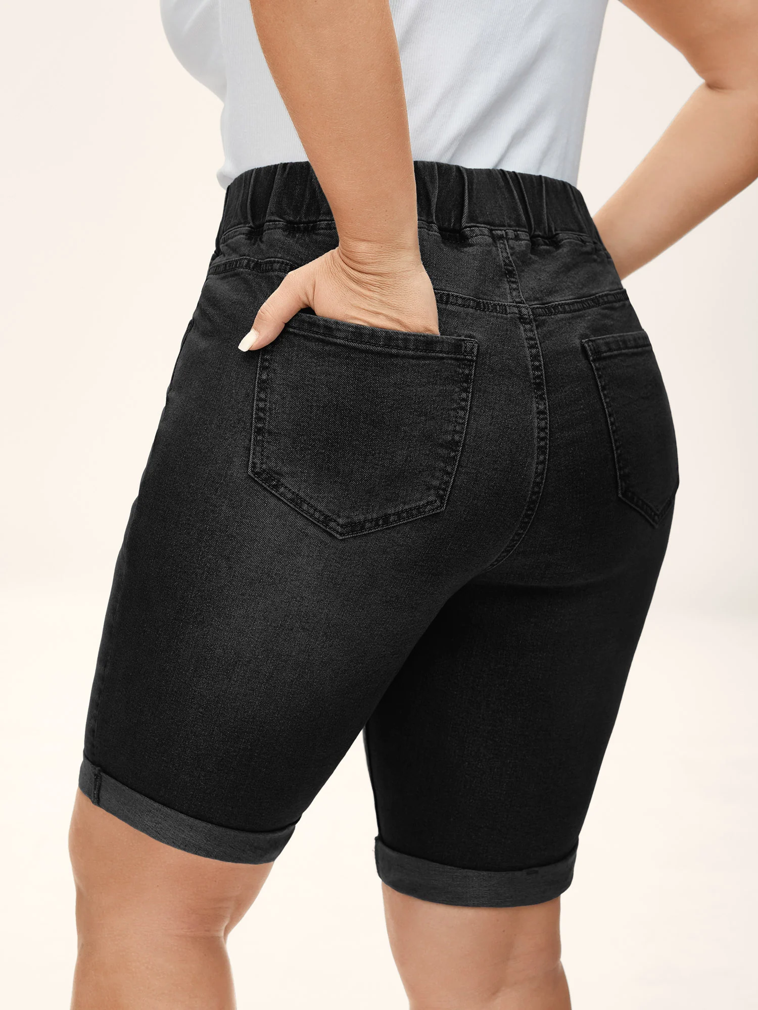 Pull-On Stretchy Skinny-Fit Denim Shorts - Image 13