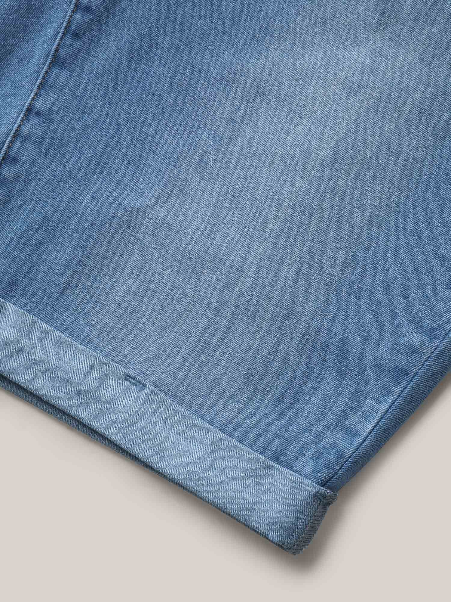 Pull-On Stretchy Skinny-Fit Denim Shorts - Image 7