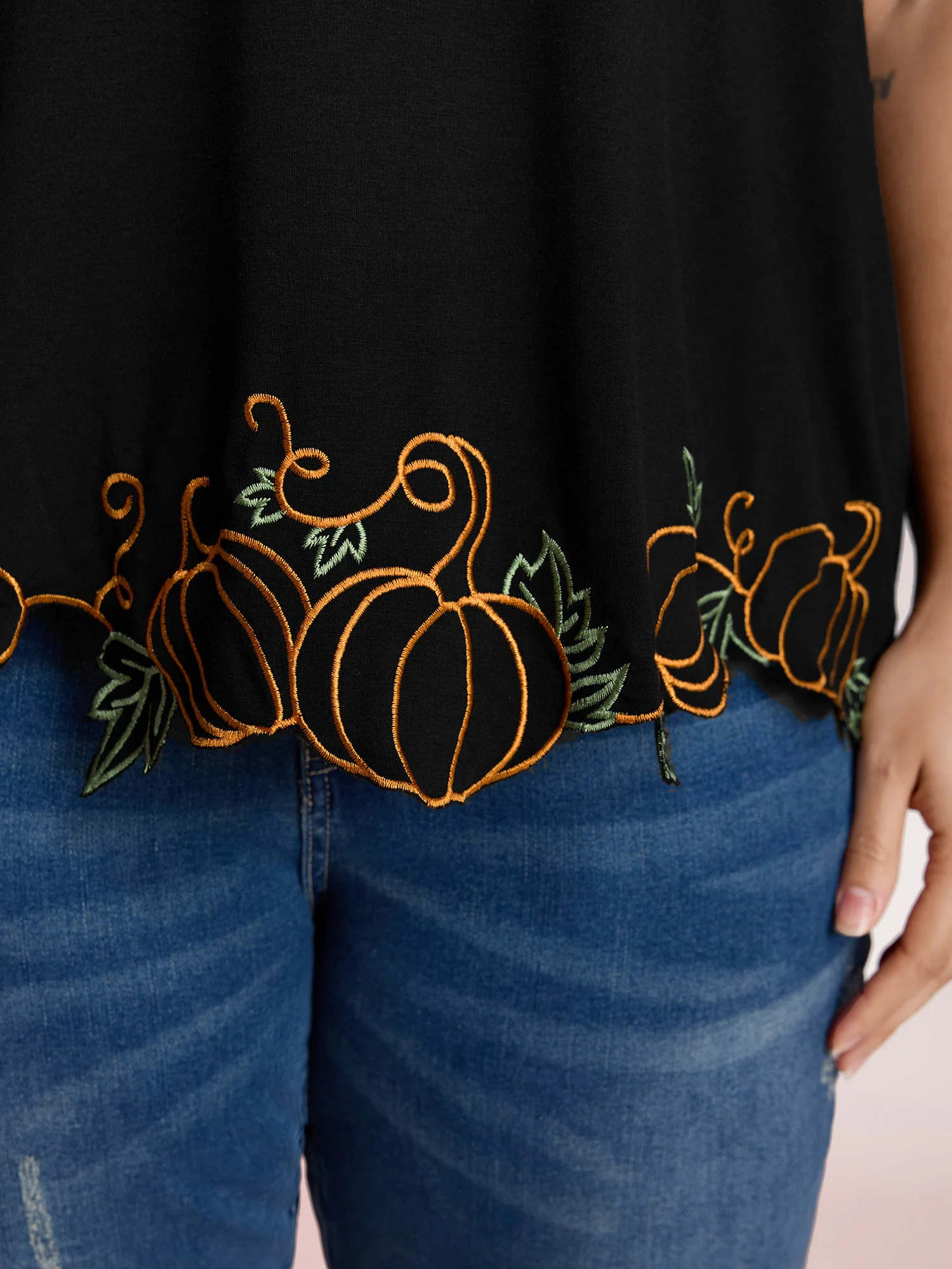 Pumpkin Embroidered Hem Solid T-Shirt - Image 2
