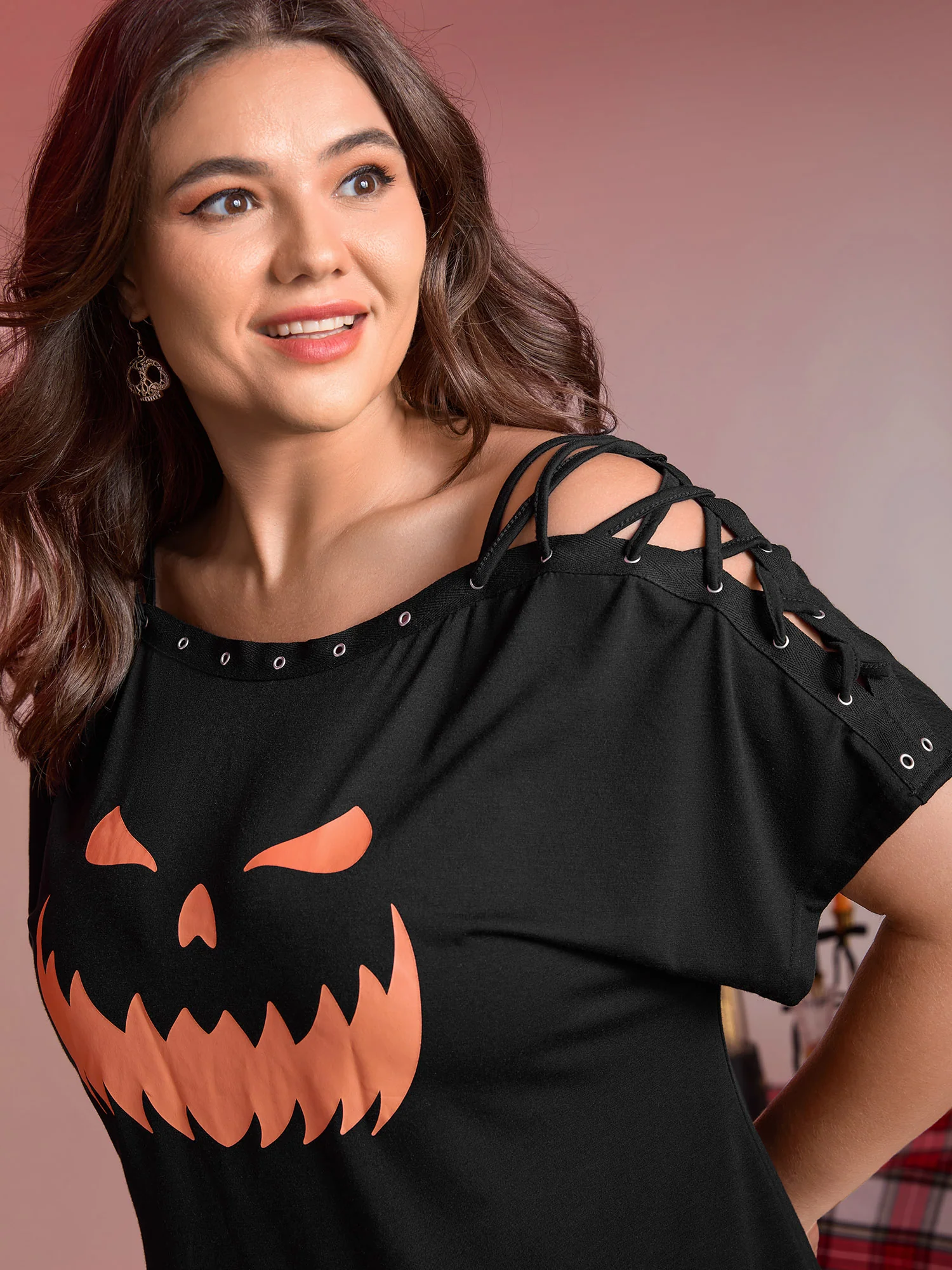 Pumpkin Motif Strap Loop Shoulder T-Shirt - Image 2