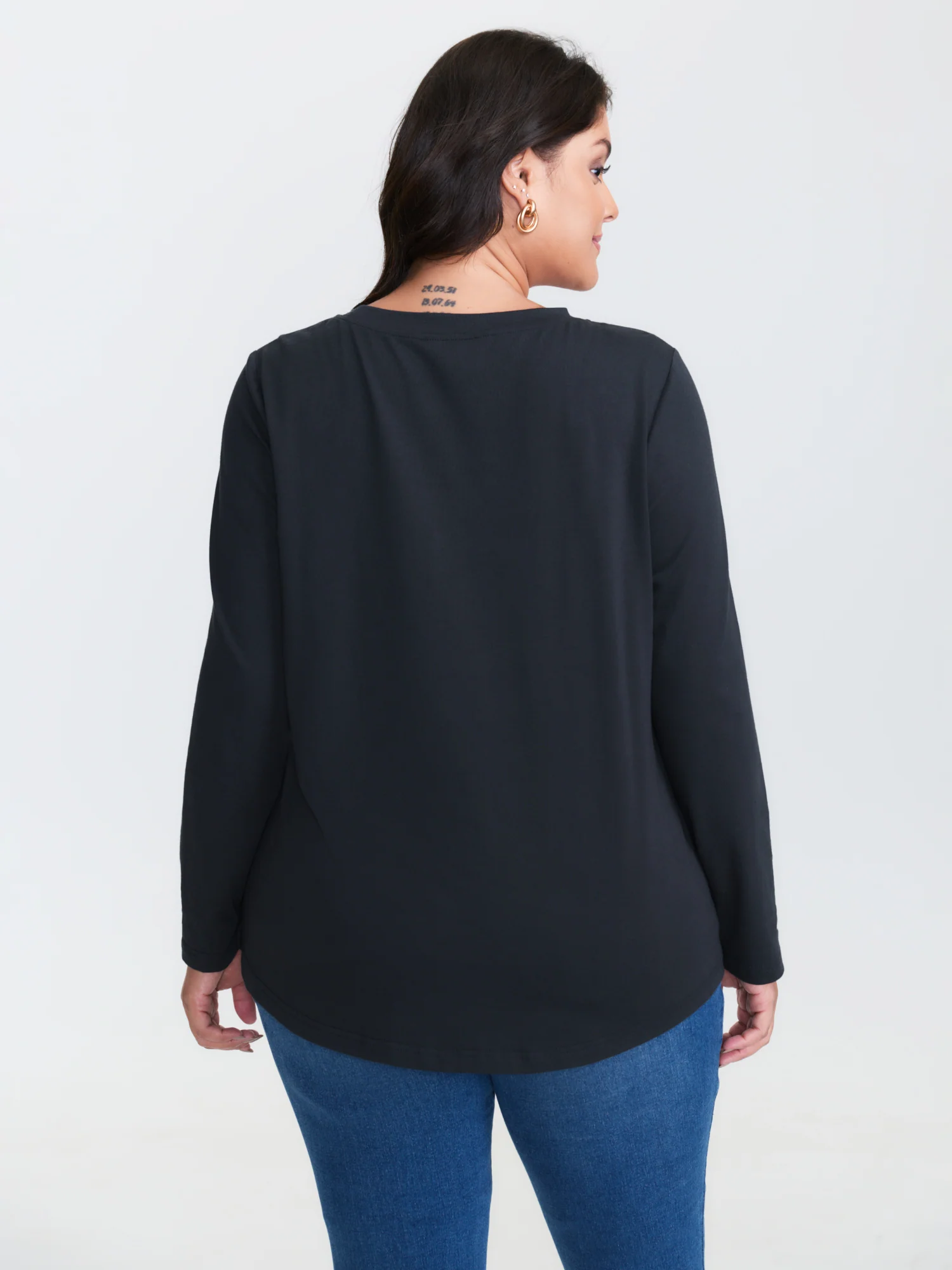 Pure Cotton Curvy Hem Plain T-Shirt - Image 4