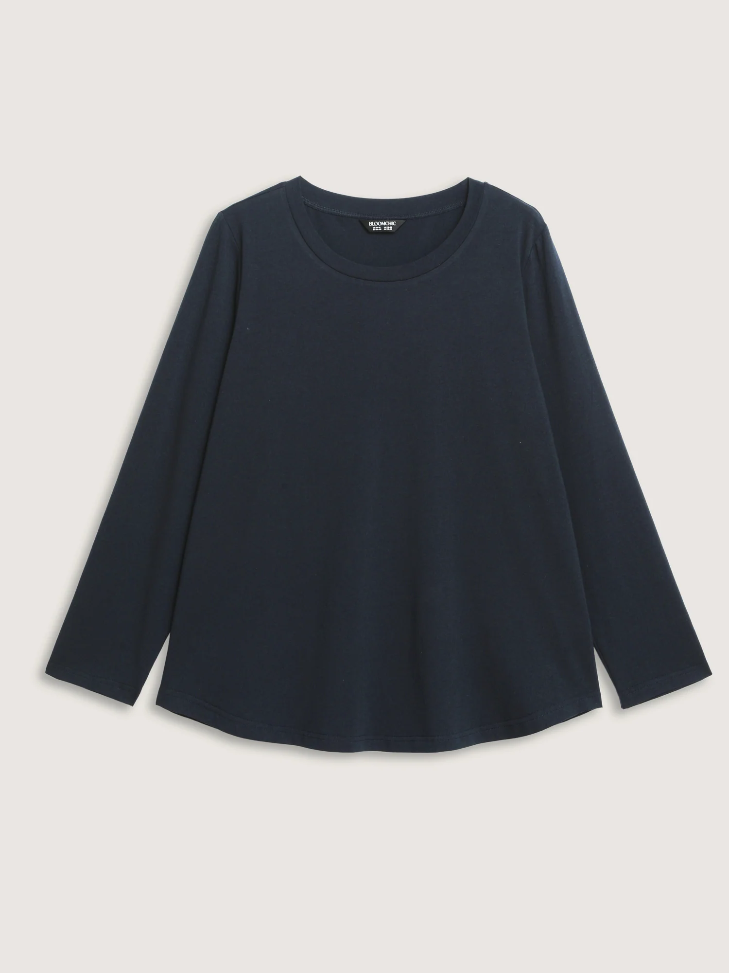 Pure Cotton Curvy Hem Plain T-Shirt - Image 6