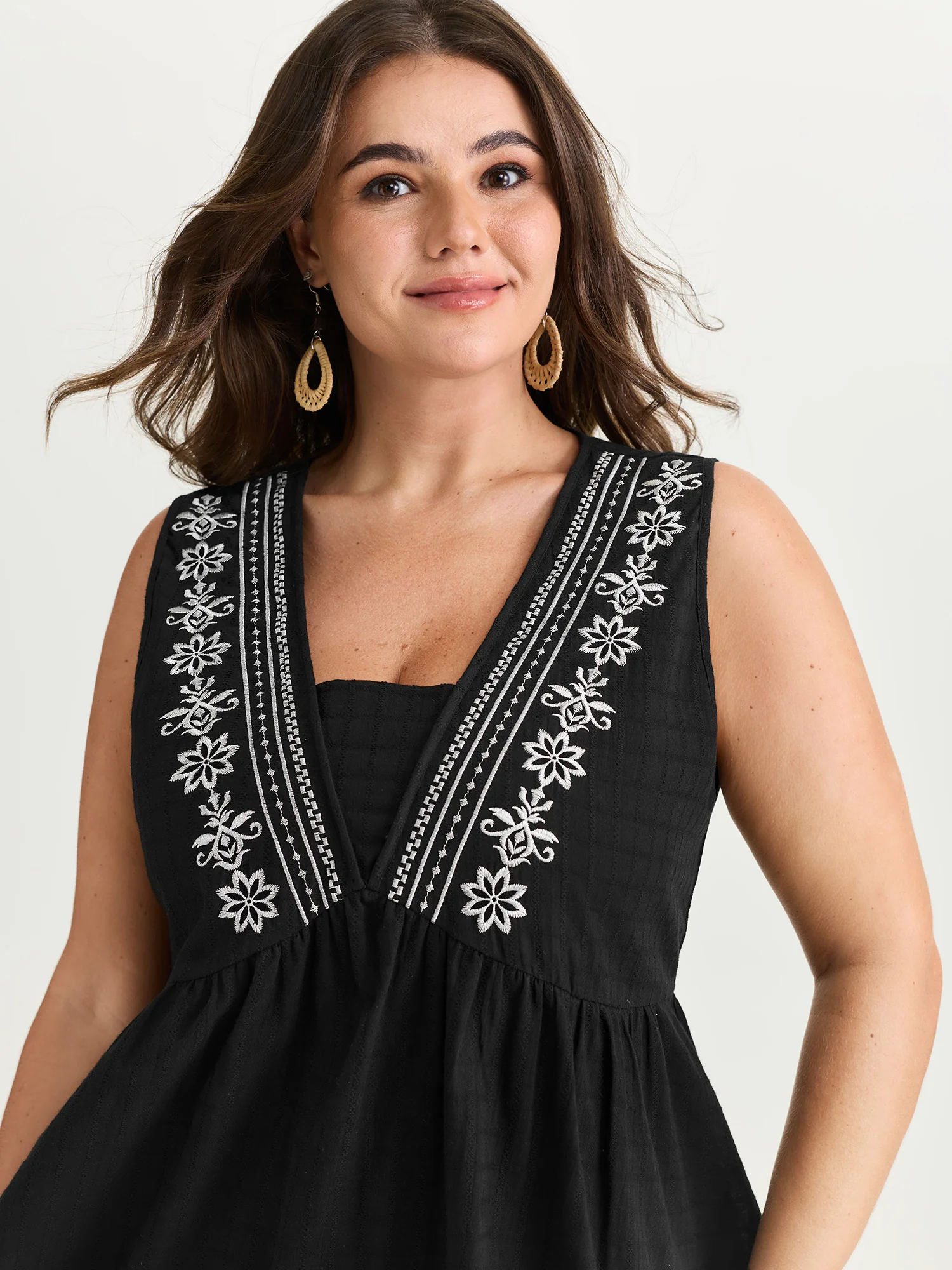Pure Cotton Jacquard Embroidered Tank Top - Image 9
