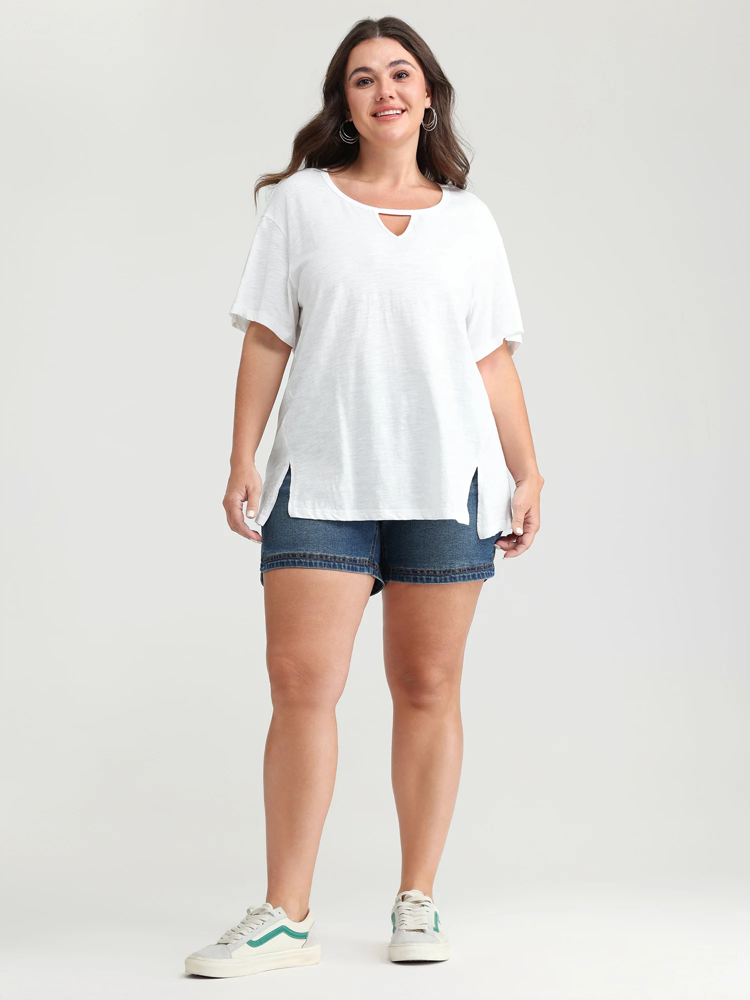 Pure Cotton Keyhole Neckline Flowy T-Shirt - Image 3