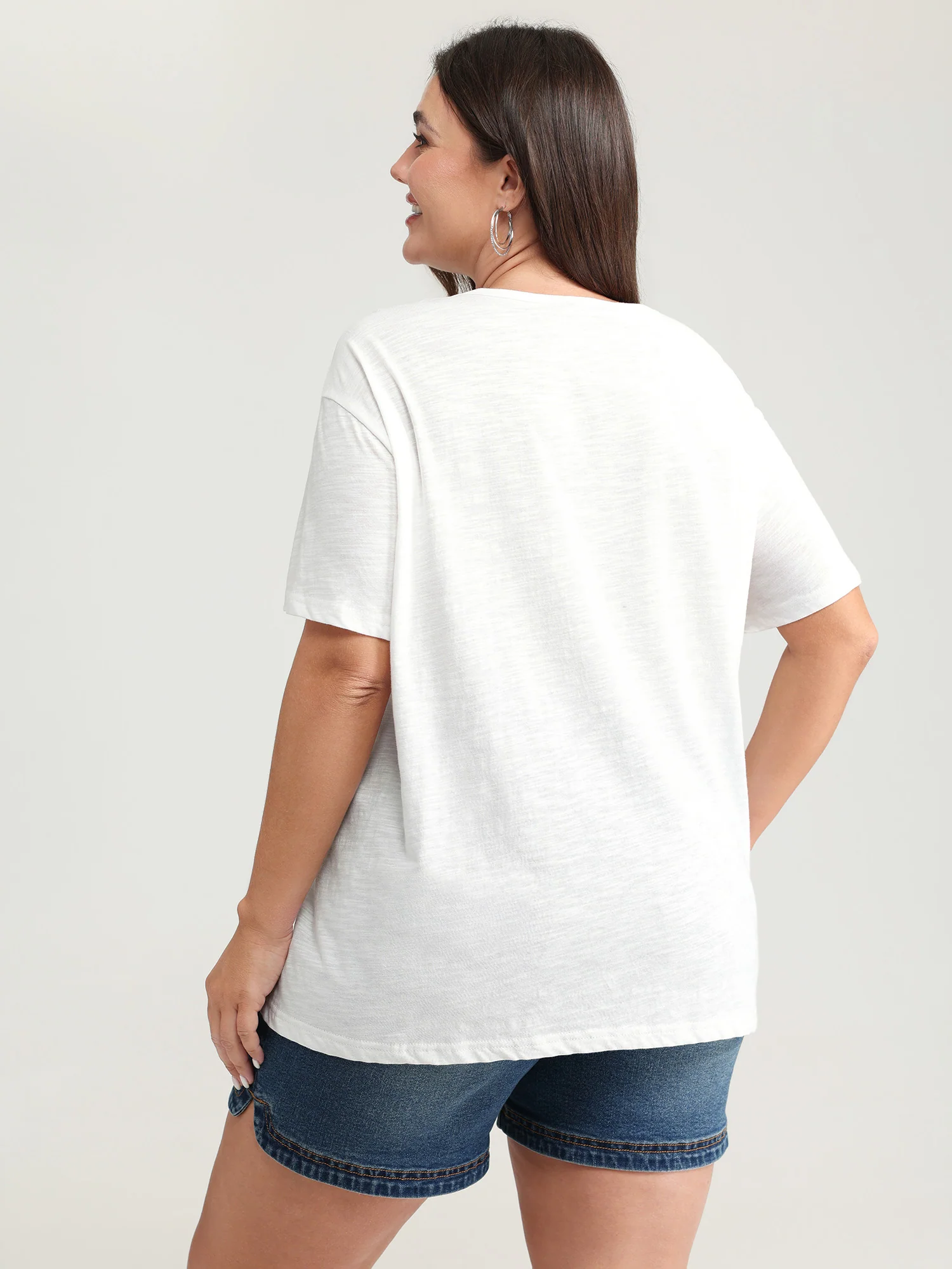 Pure Cotton Keyhole Neckline Flowy T-Shirt - Image 4