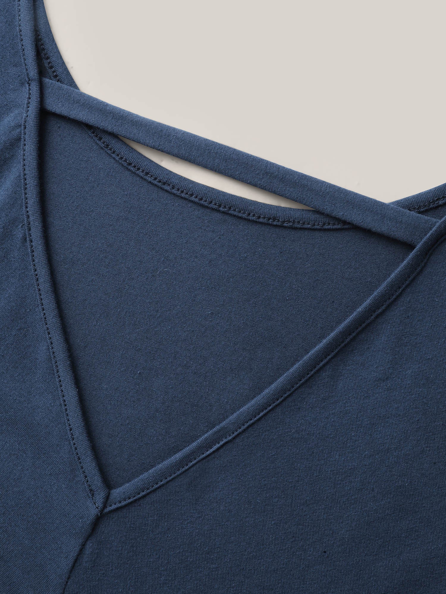 Pure Cotton Knotted Backless T-Shirt - Image 5
