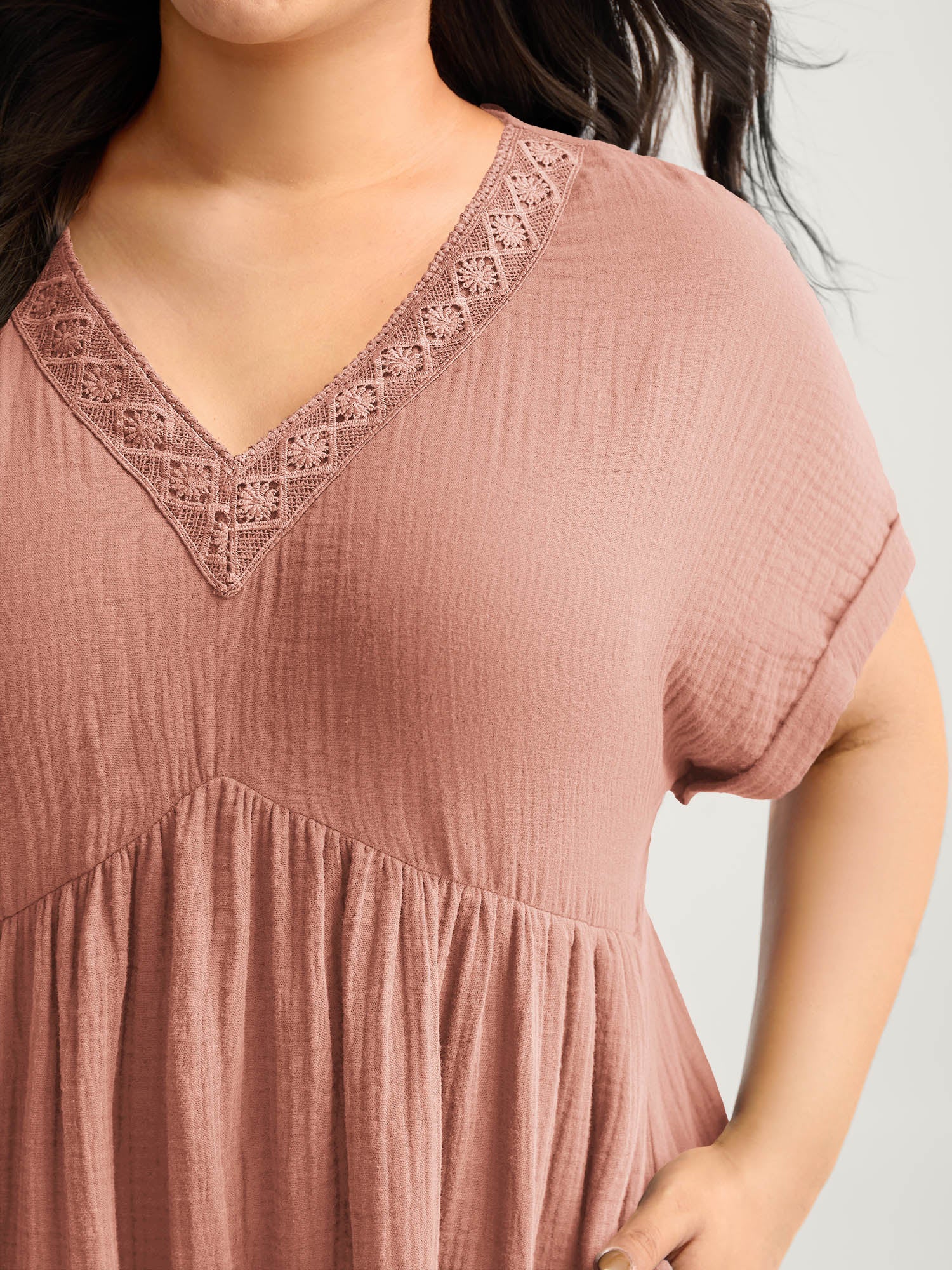 Pure Cotton Lace V-Neck Solid Mini Dress - Image 13