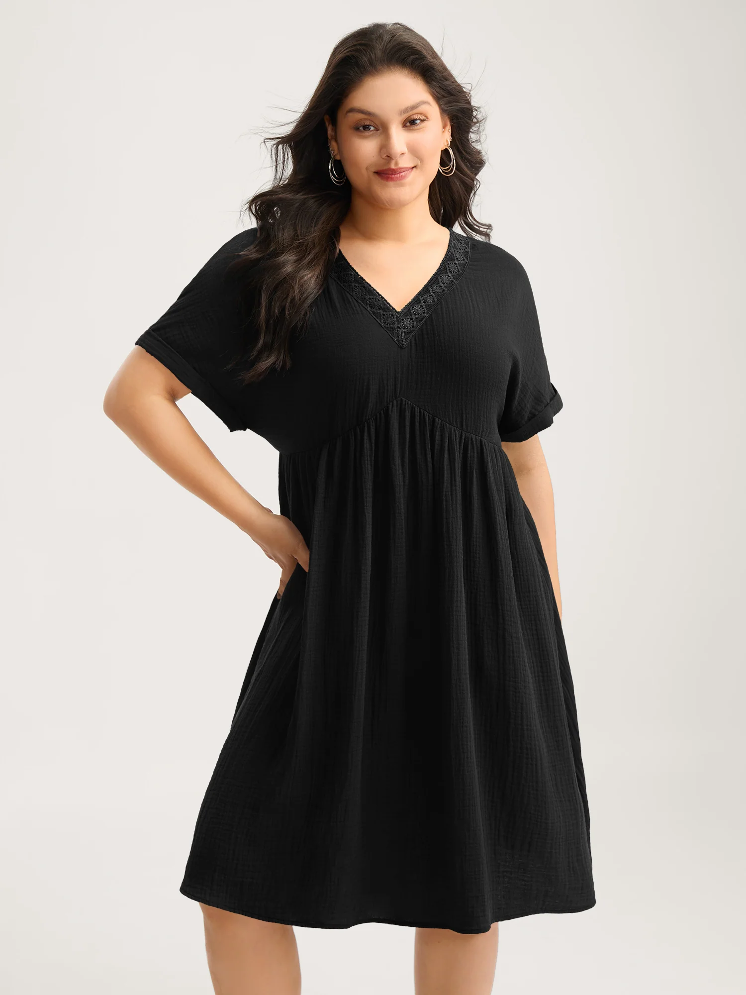 Pure Cotton Lace V-Neck Solid Mini Dress - Image 8