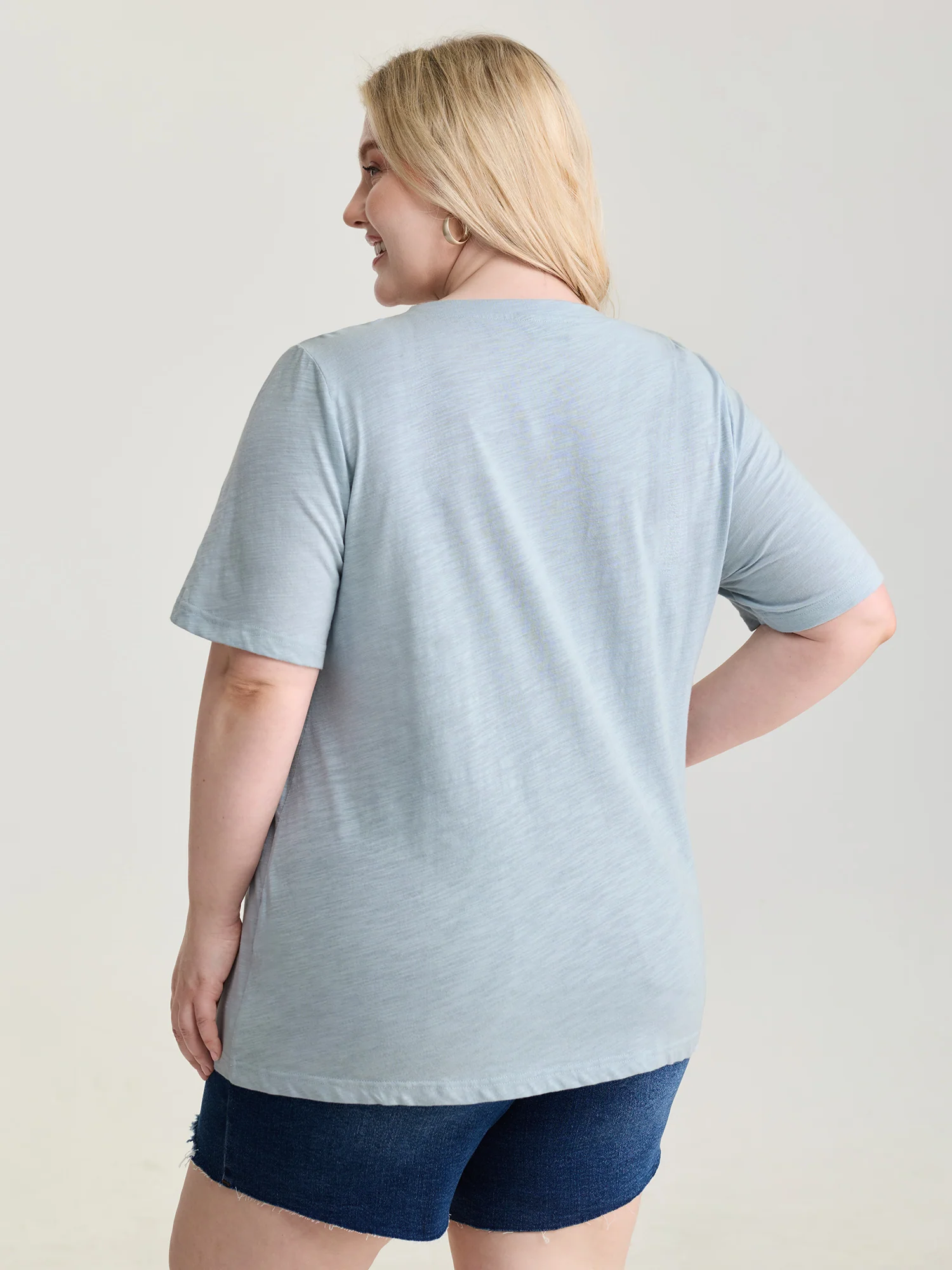 Pure Cotton Ocean Embroidered Stretchy T-Shirt - Image 5