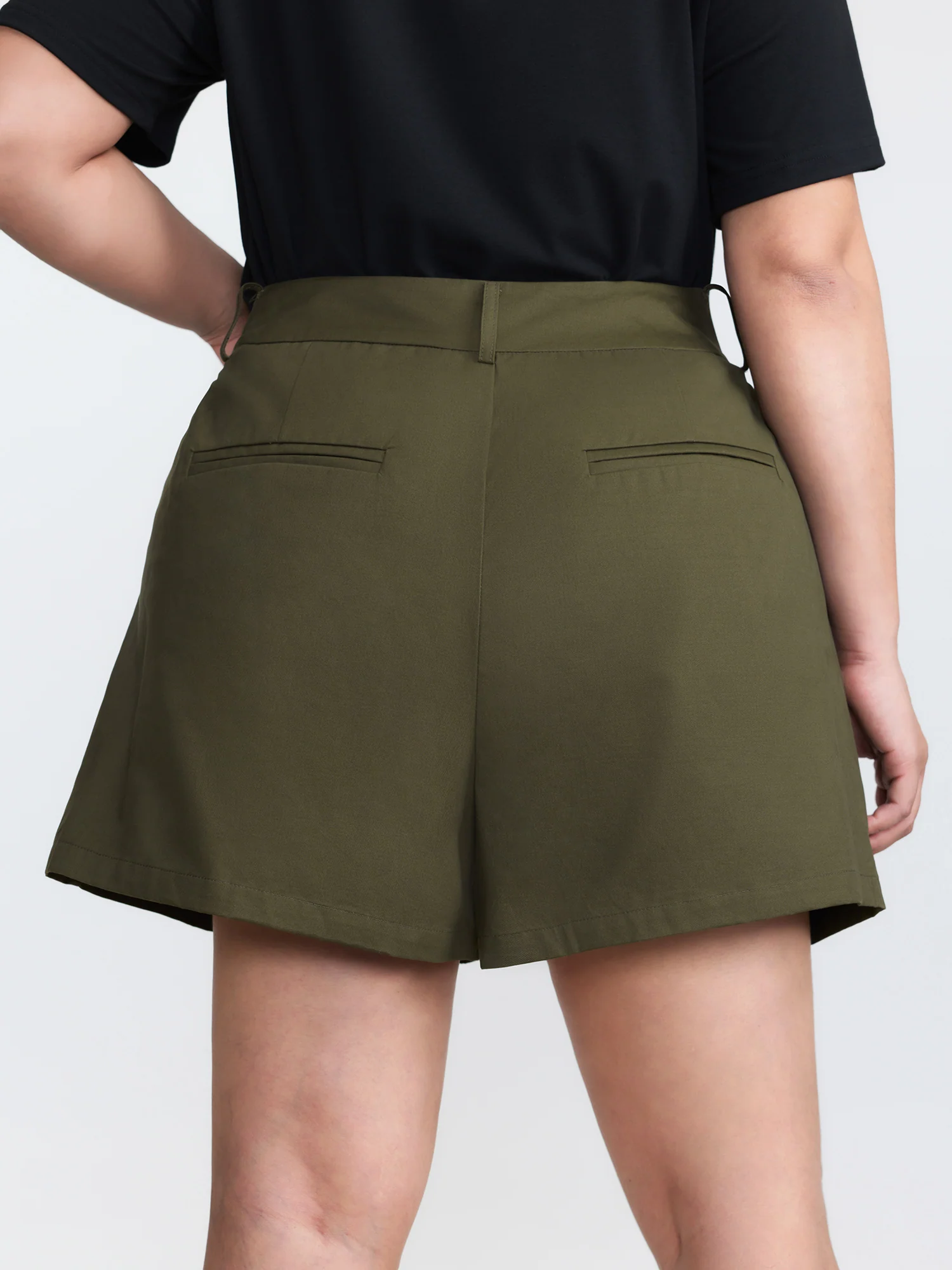 Pure Cotton Pleated Plain Shorts - Image 4