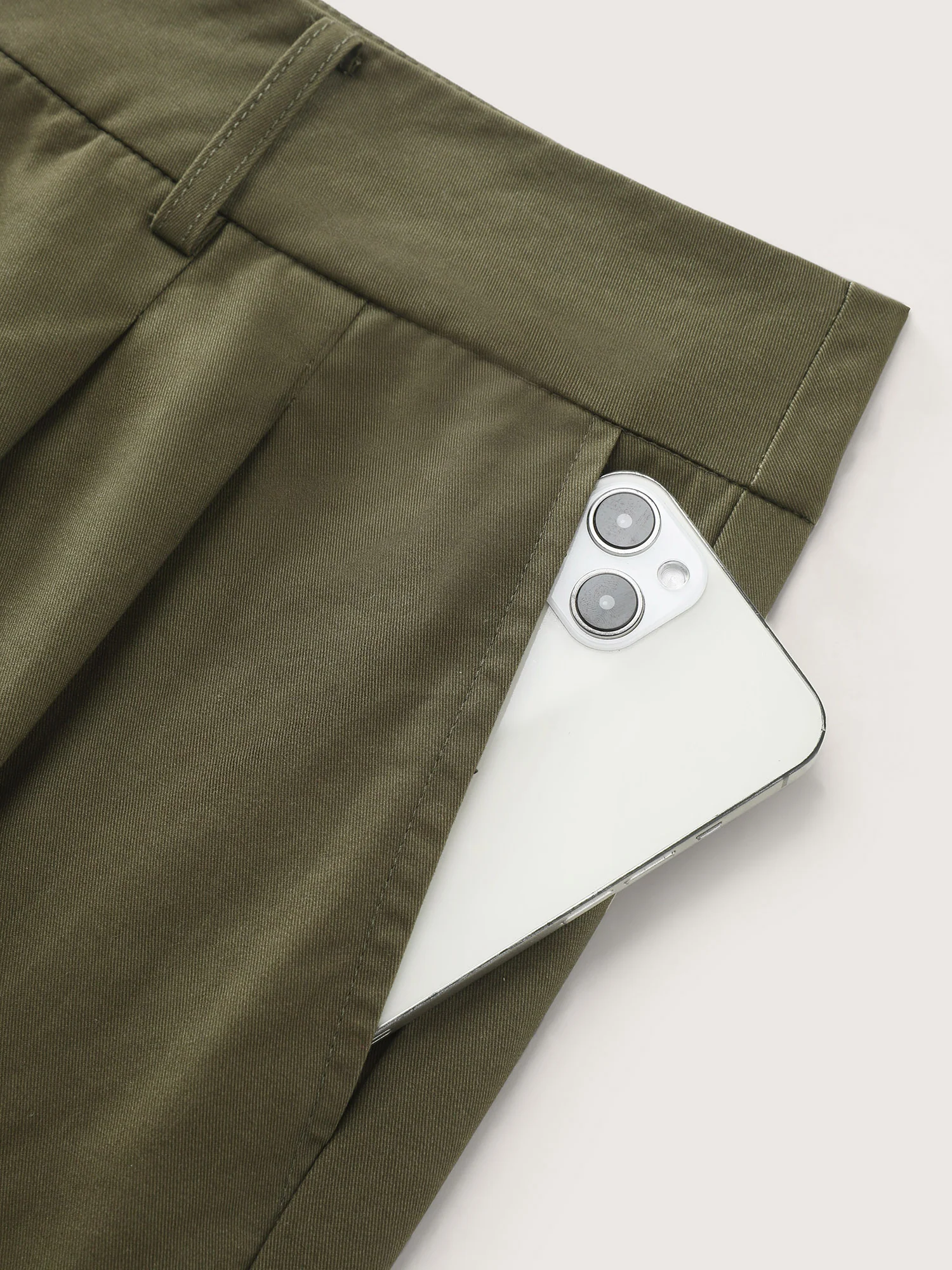 Pure Cotton Pleated Plain Shorts - Image 6
