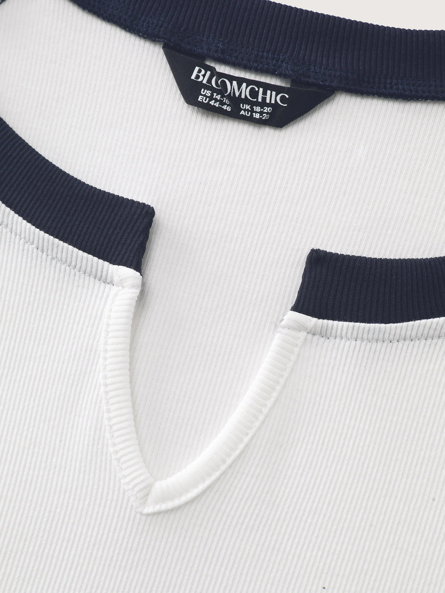 Pure Cotton Ribbed Color Contrast T-Shirt - Image 6