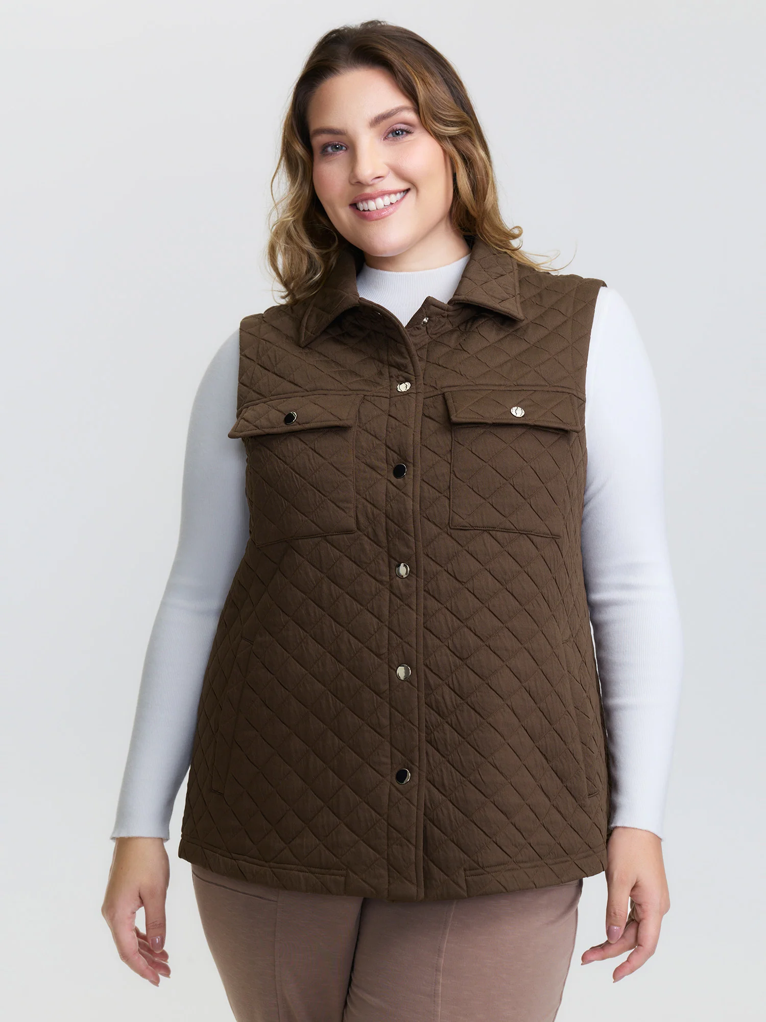 Quilted Chest Pockets Button Vest - Image 5