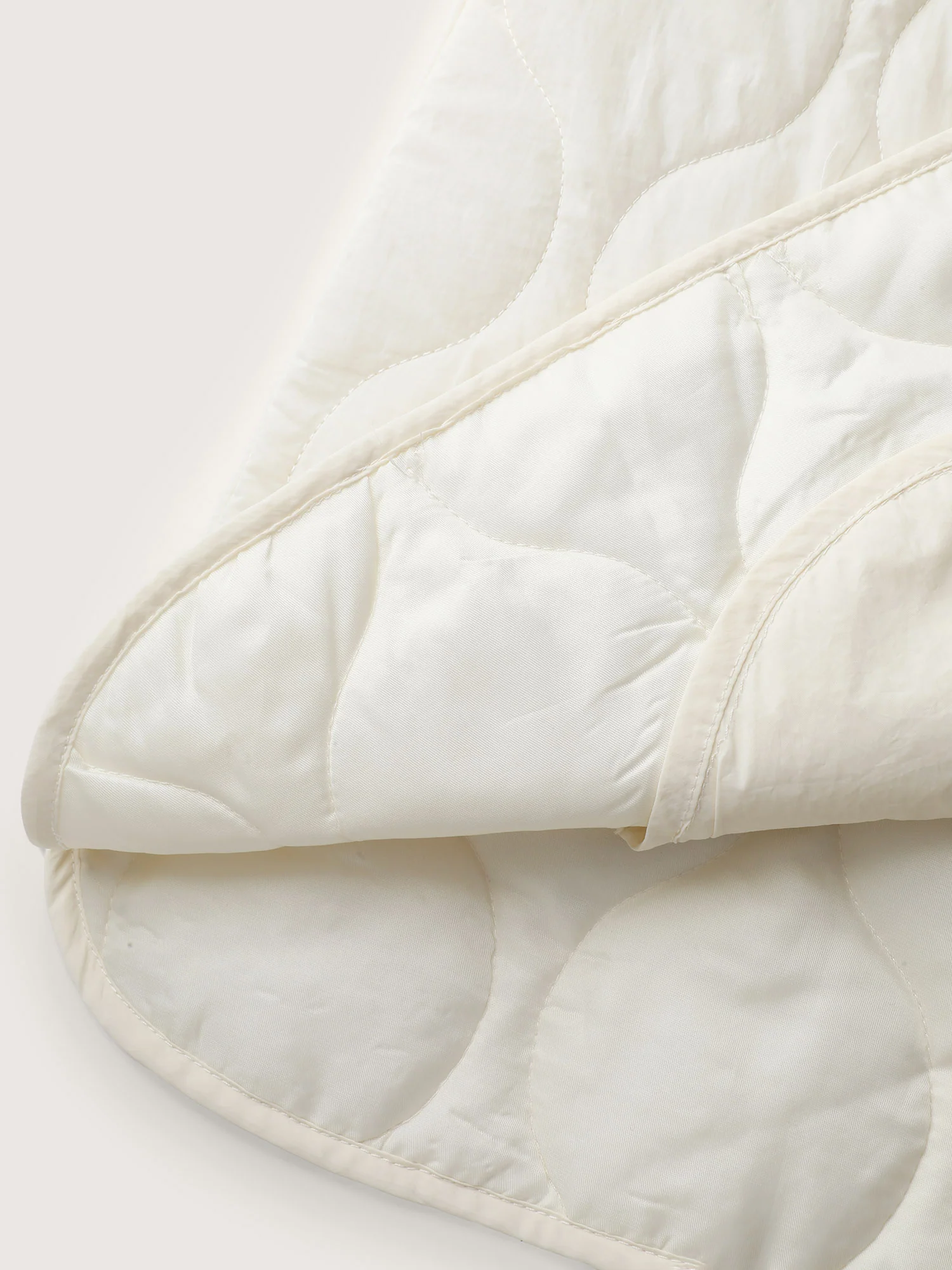 Quilted Cotton Button Round Neck Jacket - Image 5