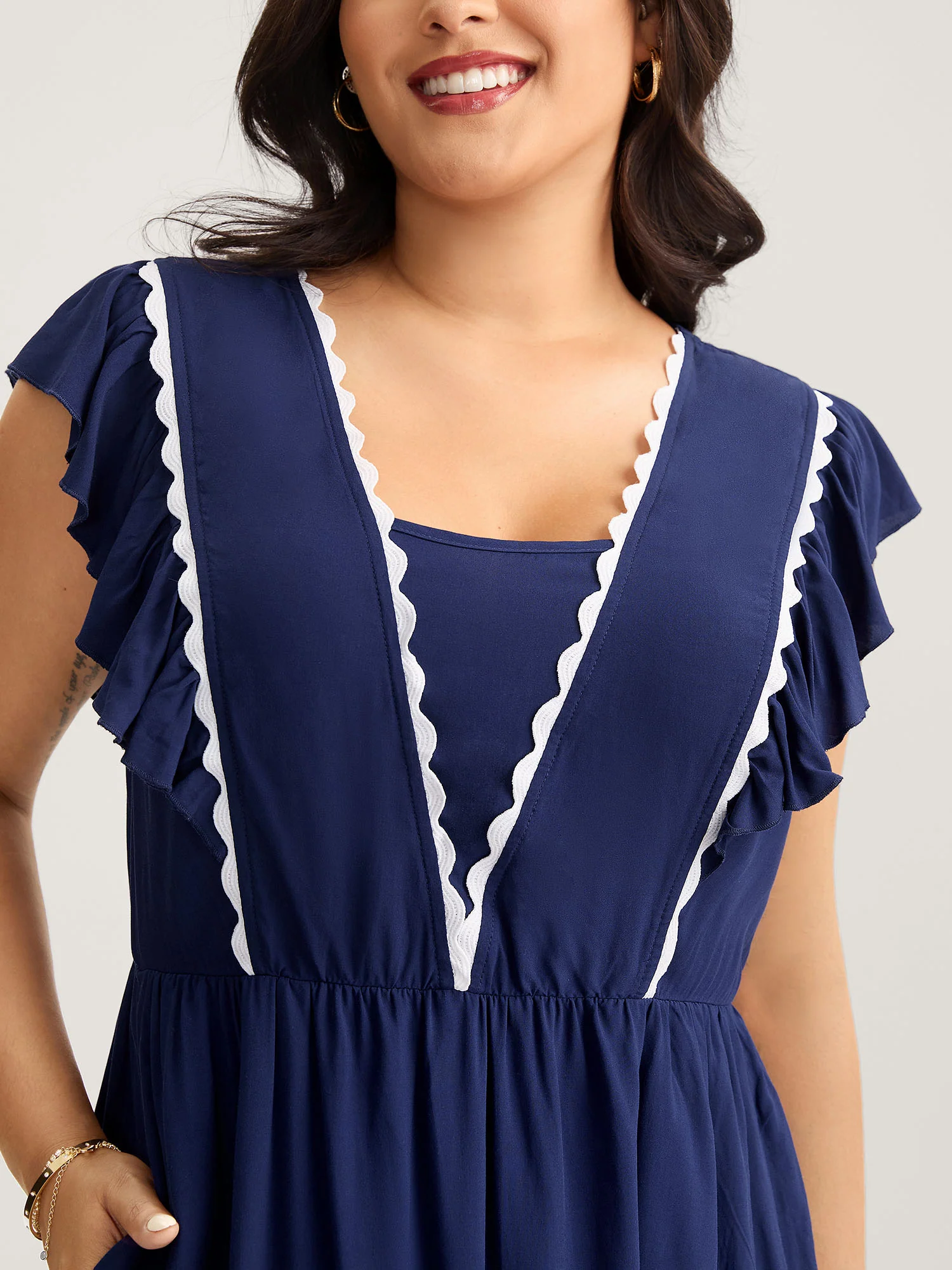 Rayon Collar Ribbon Contrast Pockets Midi Dress - Image 2