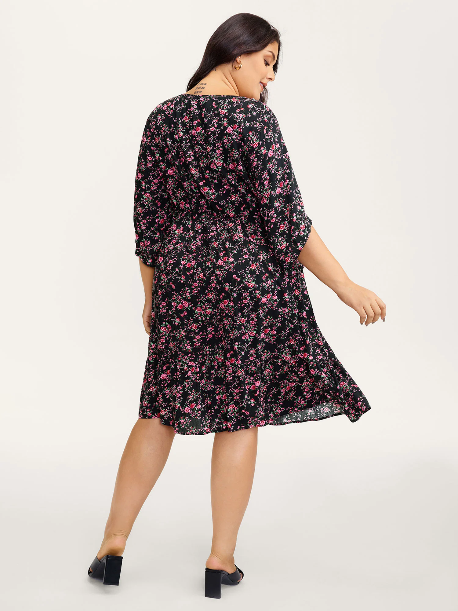 Rayon Floral Bell Sleeve Pockets Midi Dress - Image 4