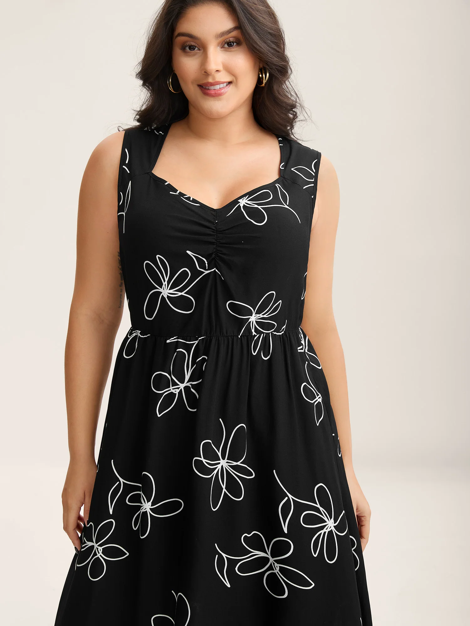 Rayon Floral Print Pockets Sleeveless Midi Dress - Image 2
