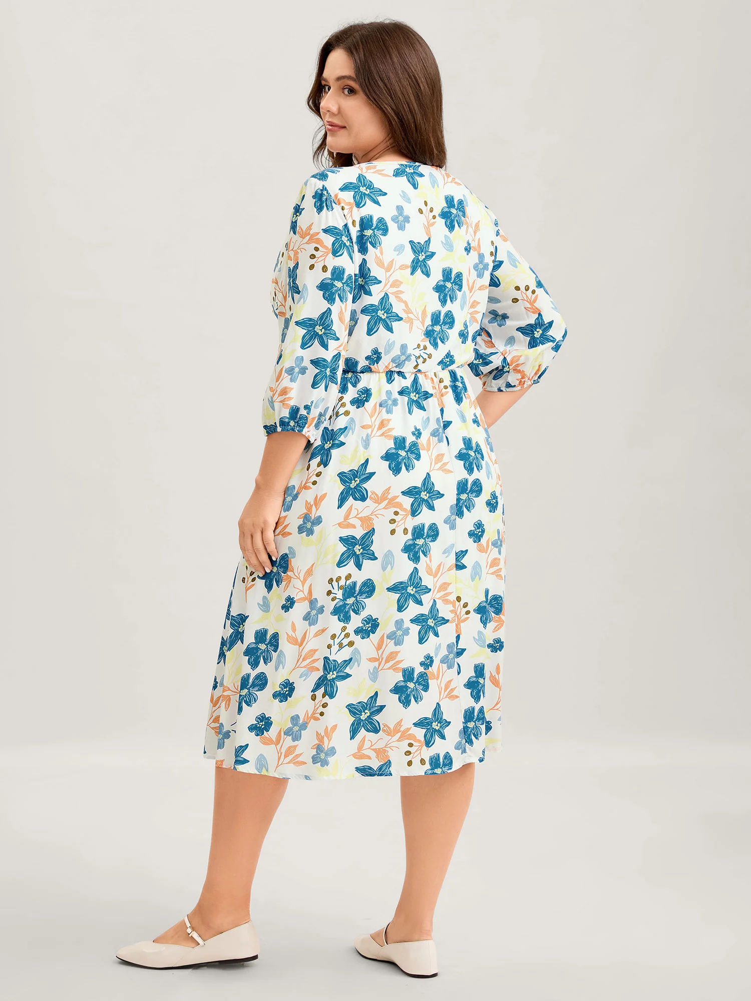 Rayon Floral Stretchy Waist Pockets Mini Dress - Image 4