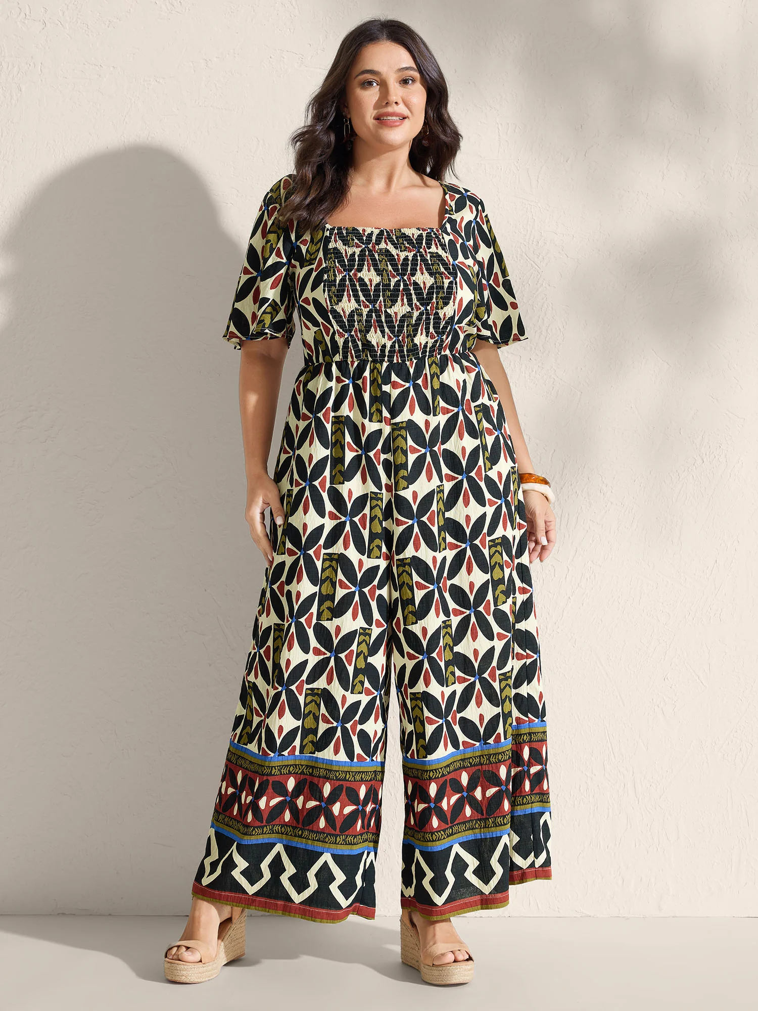 Retro Chic Print Shirred Bodice Jumpsuit - Image 3