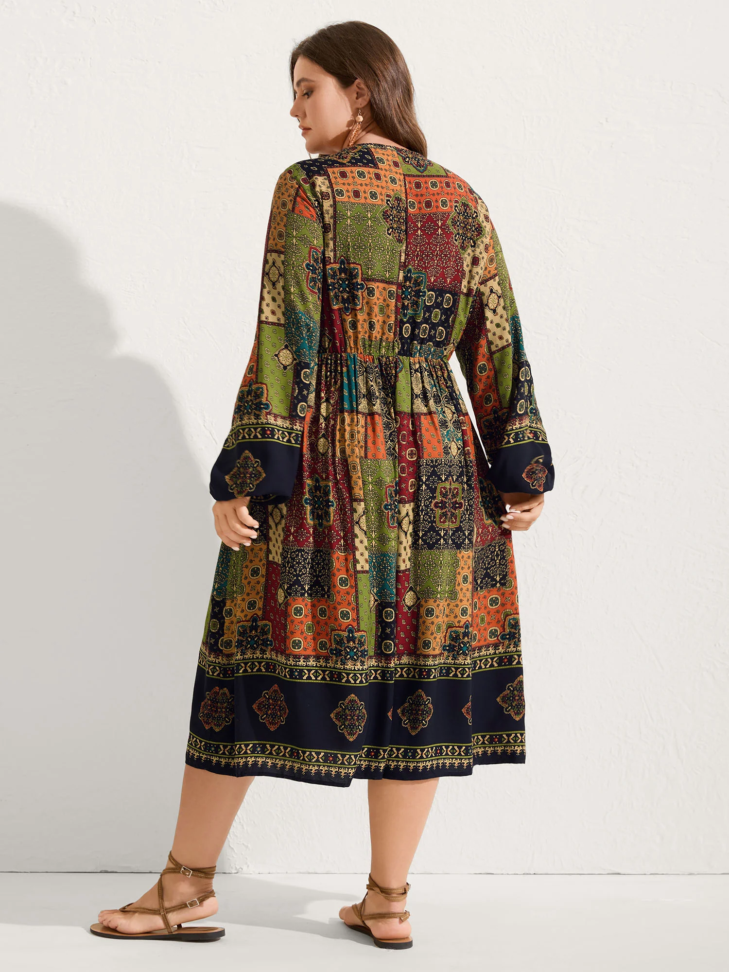 Retro Colorful Print V-Neck Midi Dress - Image 4